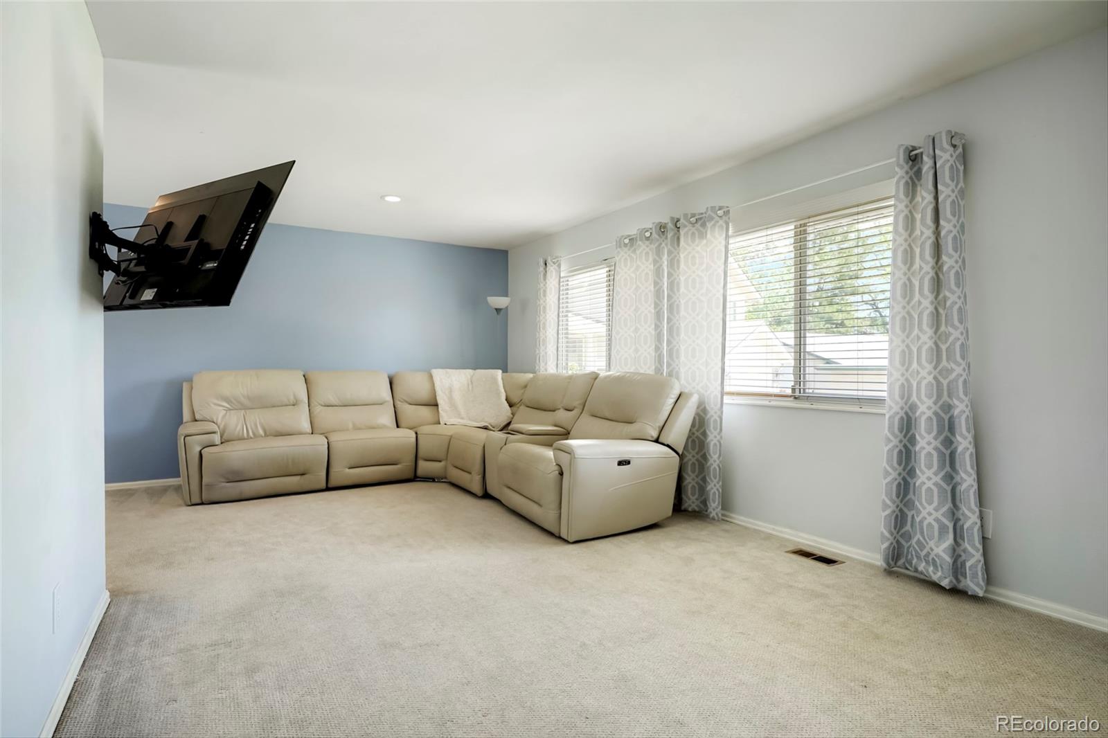 MLS Image #3 for 17403 e eastman drive,aurora, Colorado