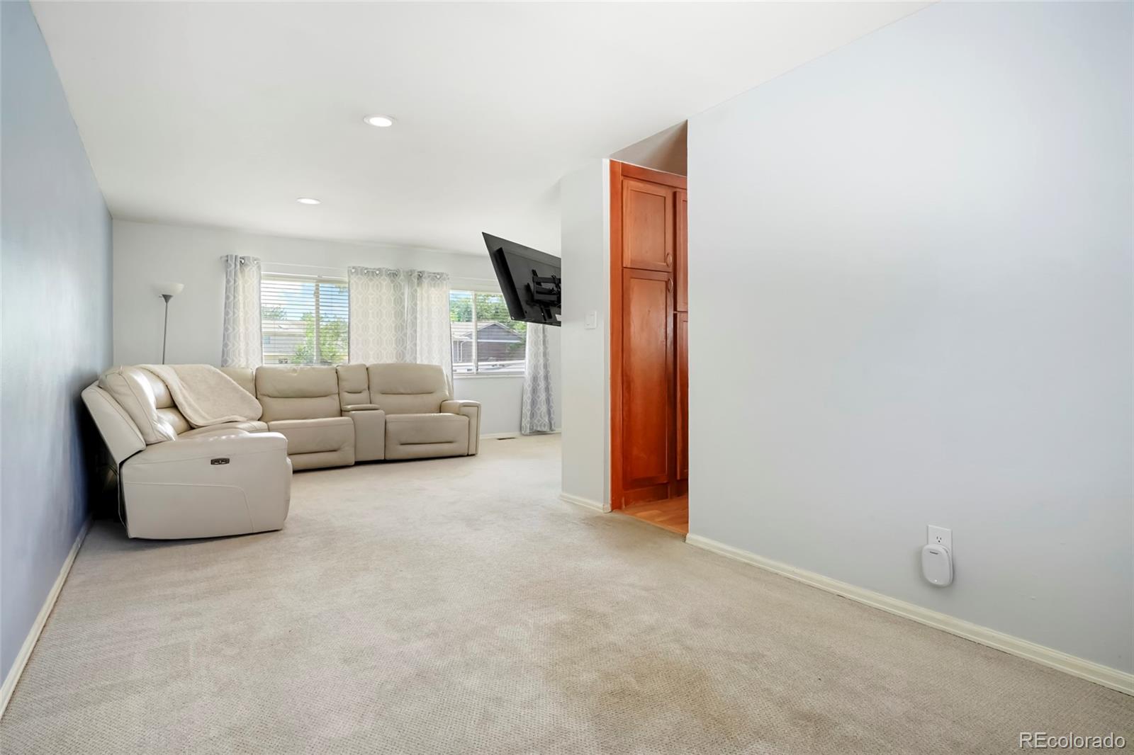 MLS Image #4 for 17403 e eastman drive,aurora, Colorado