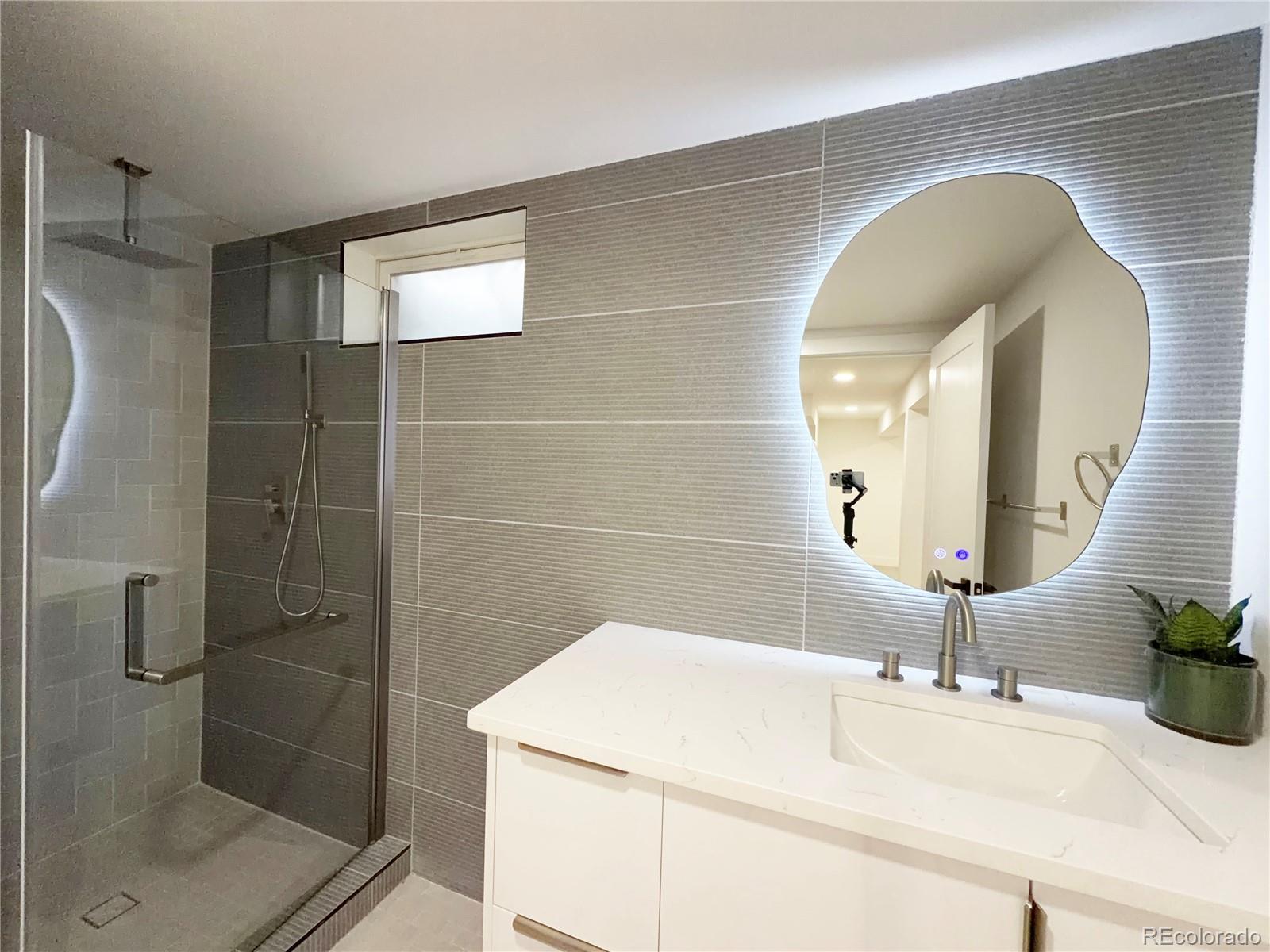 MLS Image #13 for 2448 s holland court,denver, Colorado