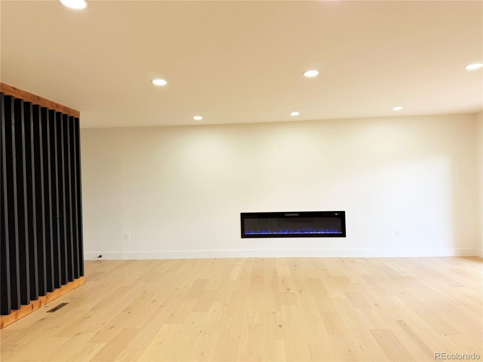 MLS Image #7 for 2448 s holland court,denver, Colorado