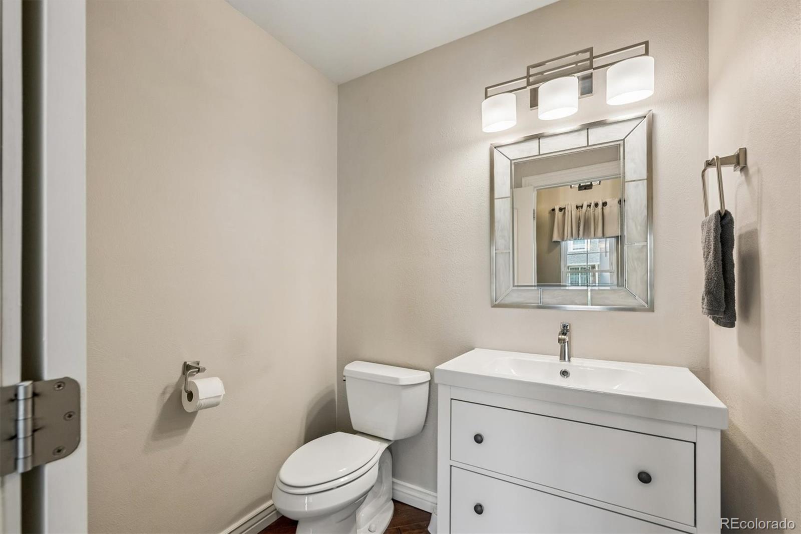 MLS Image #13 for 6573 s kearney circle,centennial, Colorado