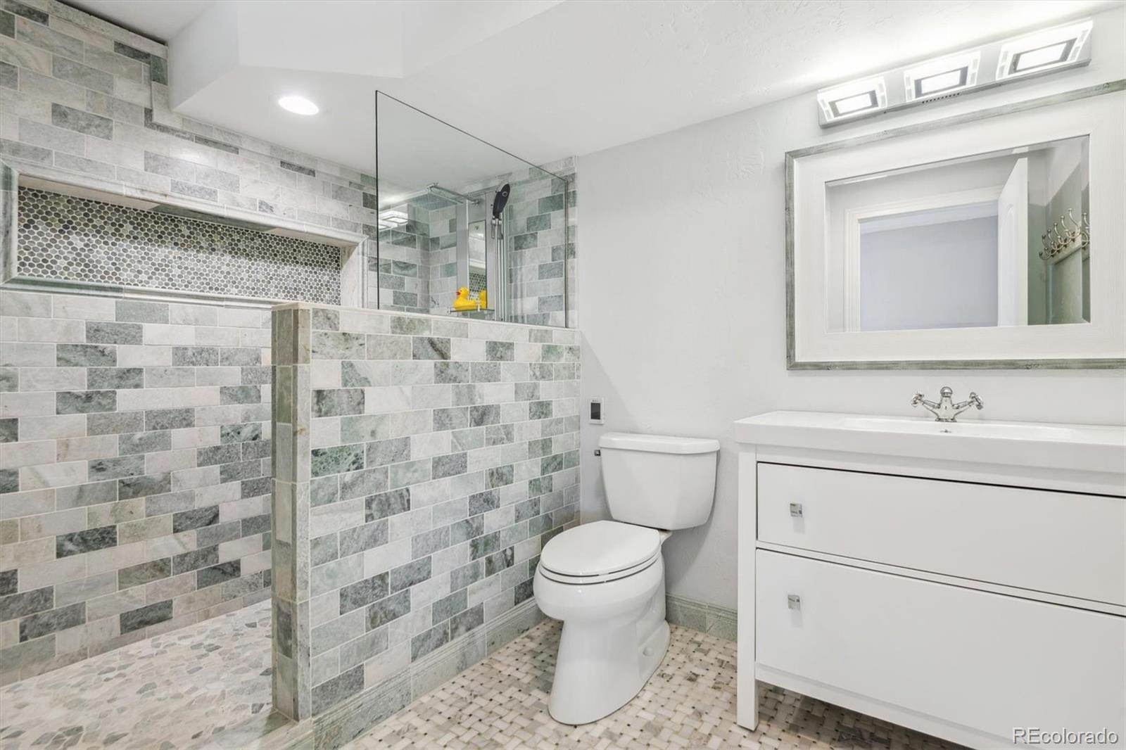 MLS Image #33 for 6573 s kearney circle,centennial, Colorado
