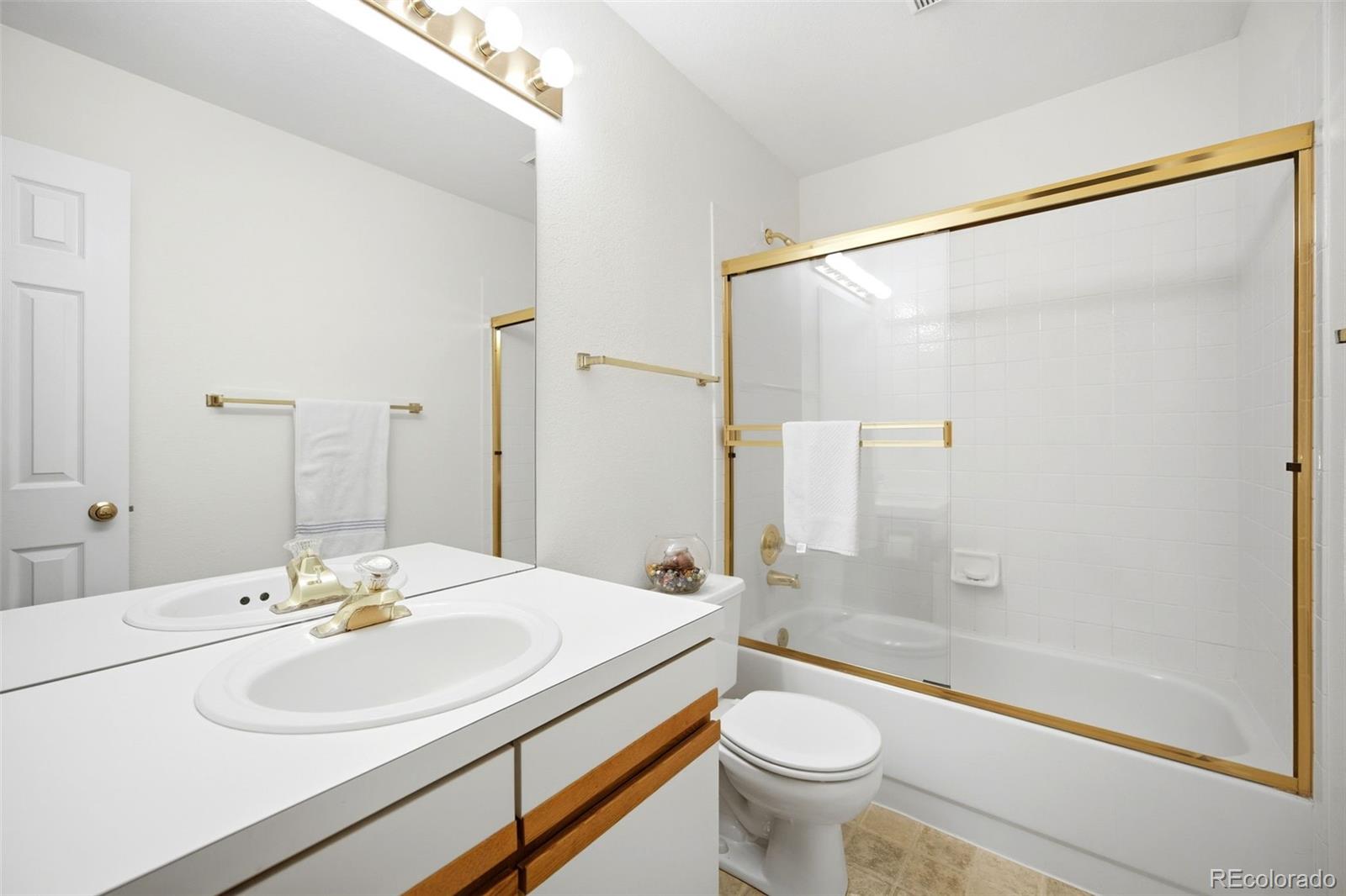 MLS Image #12 for 3006 w long drive,littleton, Colorado