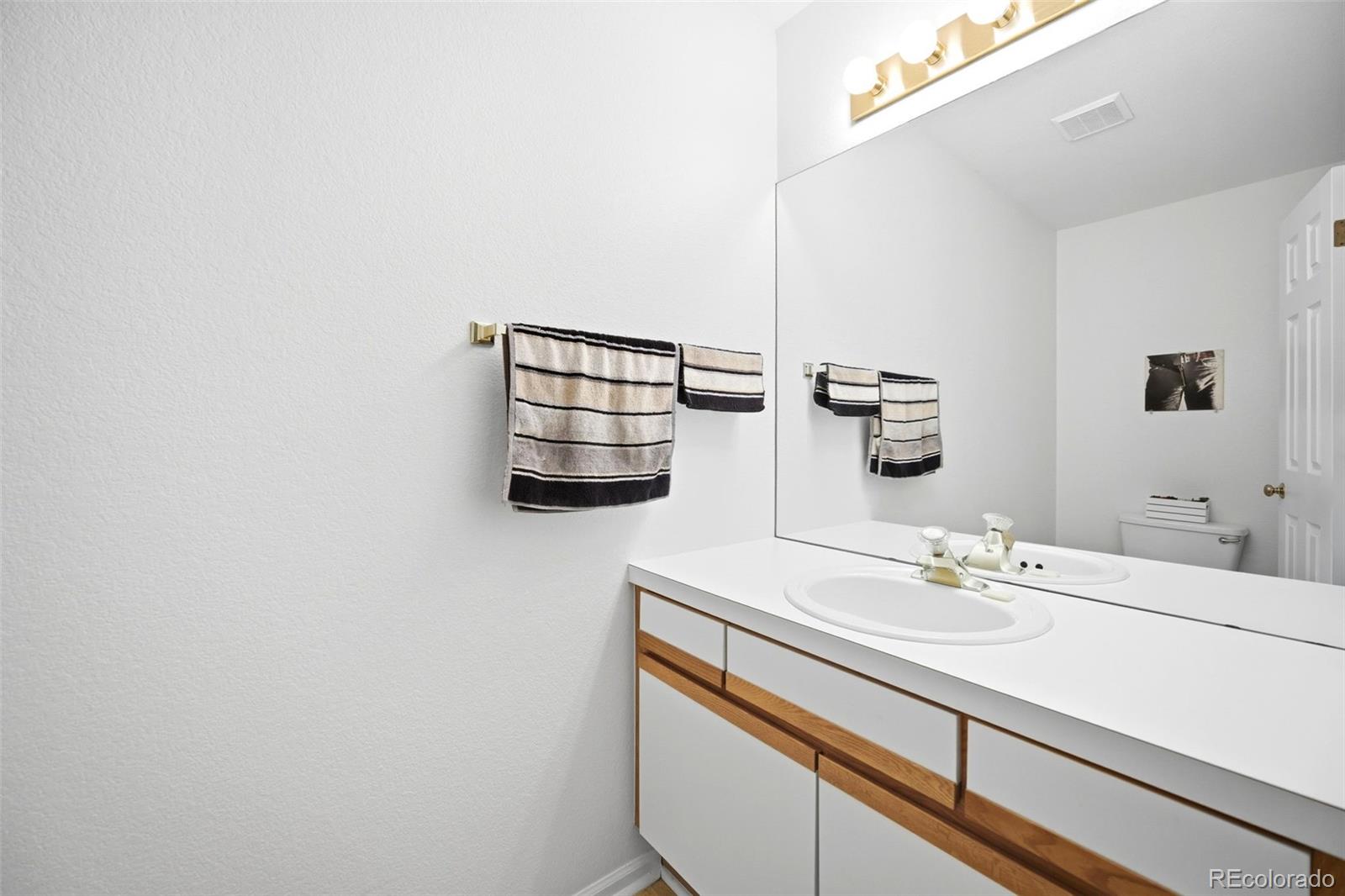 MLS Image #13 for 3006 w long drive,littleton, Colorado