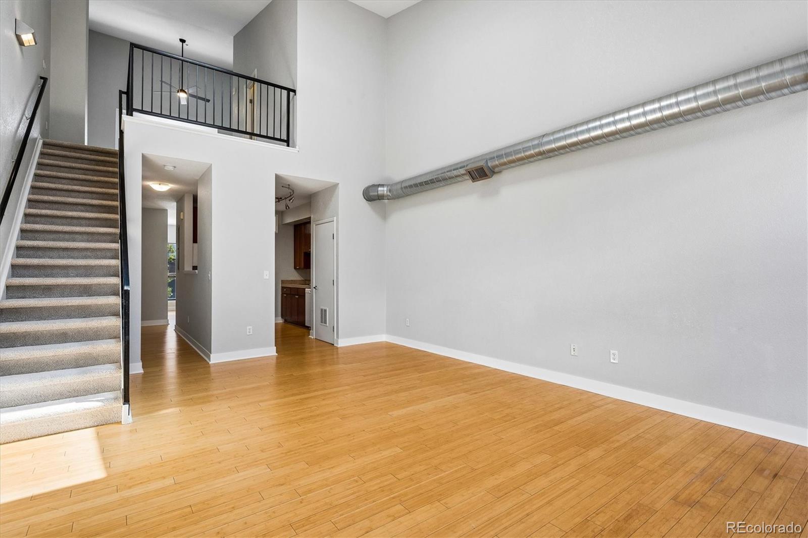 MLS Image #4 for 3195  blake street,denver, Colorado