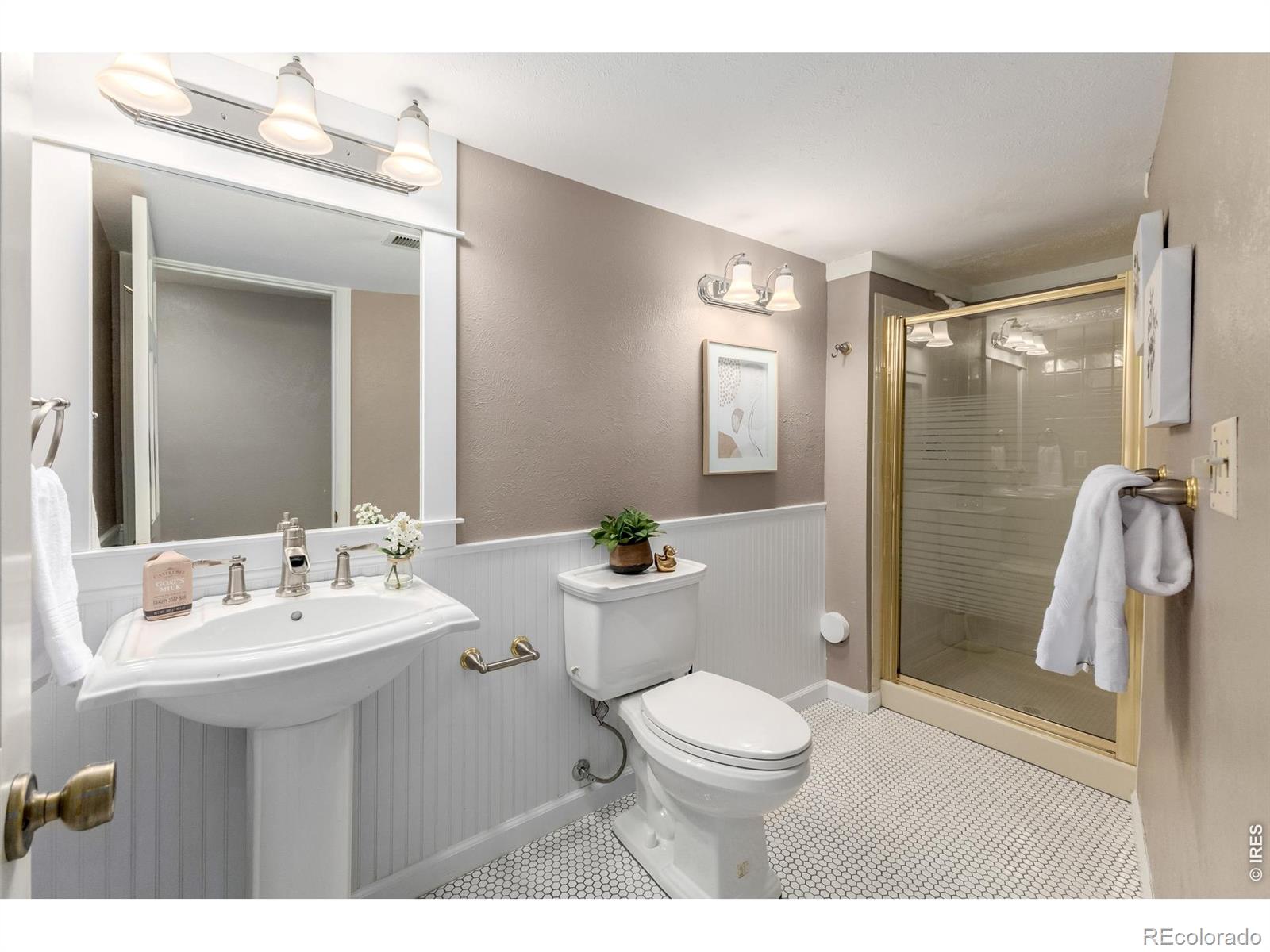 MLS Image #29 for 222 s marion parkway,denver, Colorado