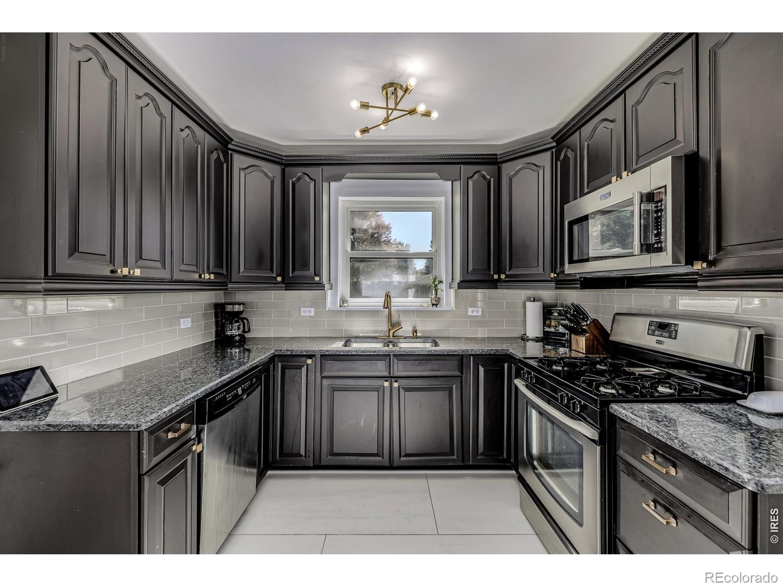 MLS Image #13 for 3015 e mississippi avenue,denver, Colorado