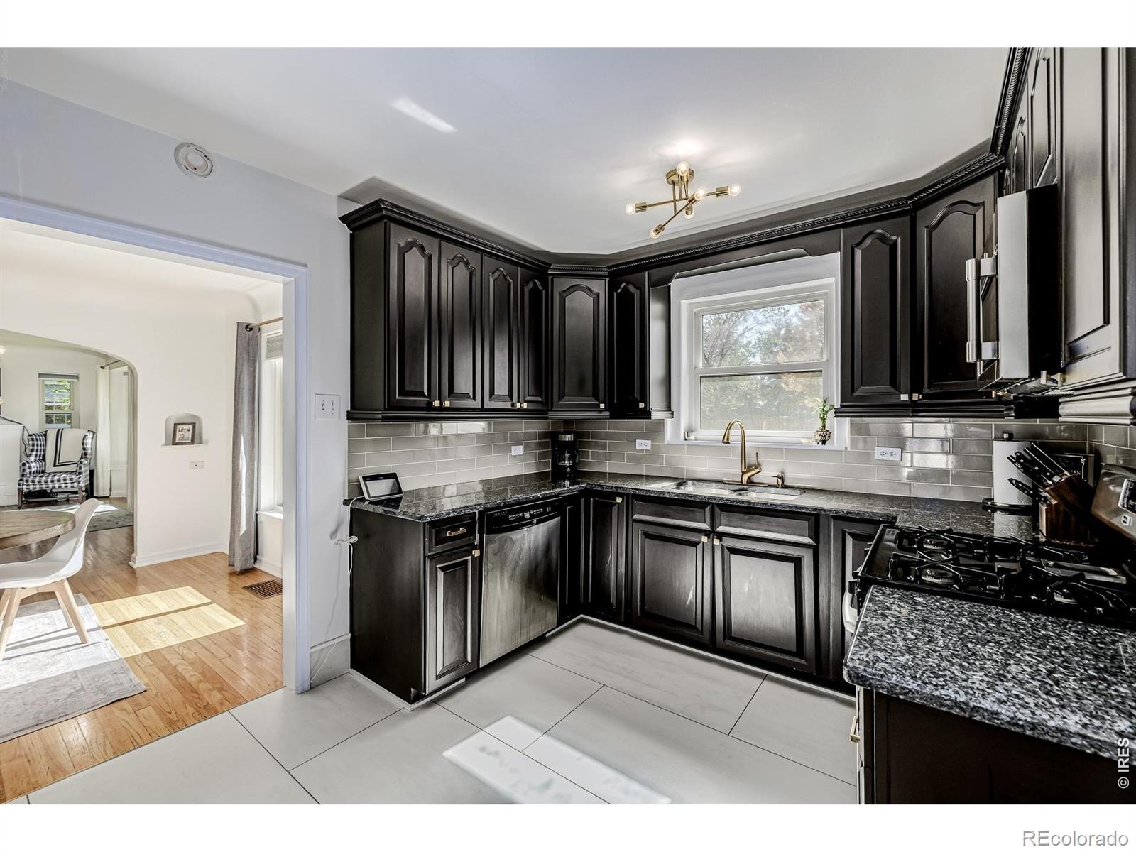 MLS Image #14 for 3015 e mississippi avenue,denver, Colorado