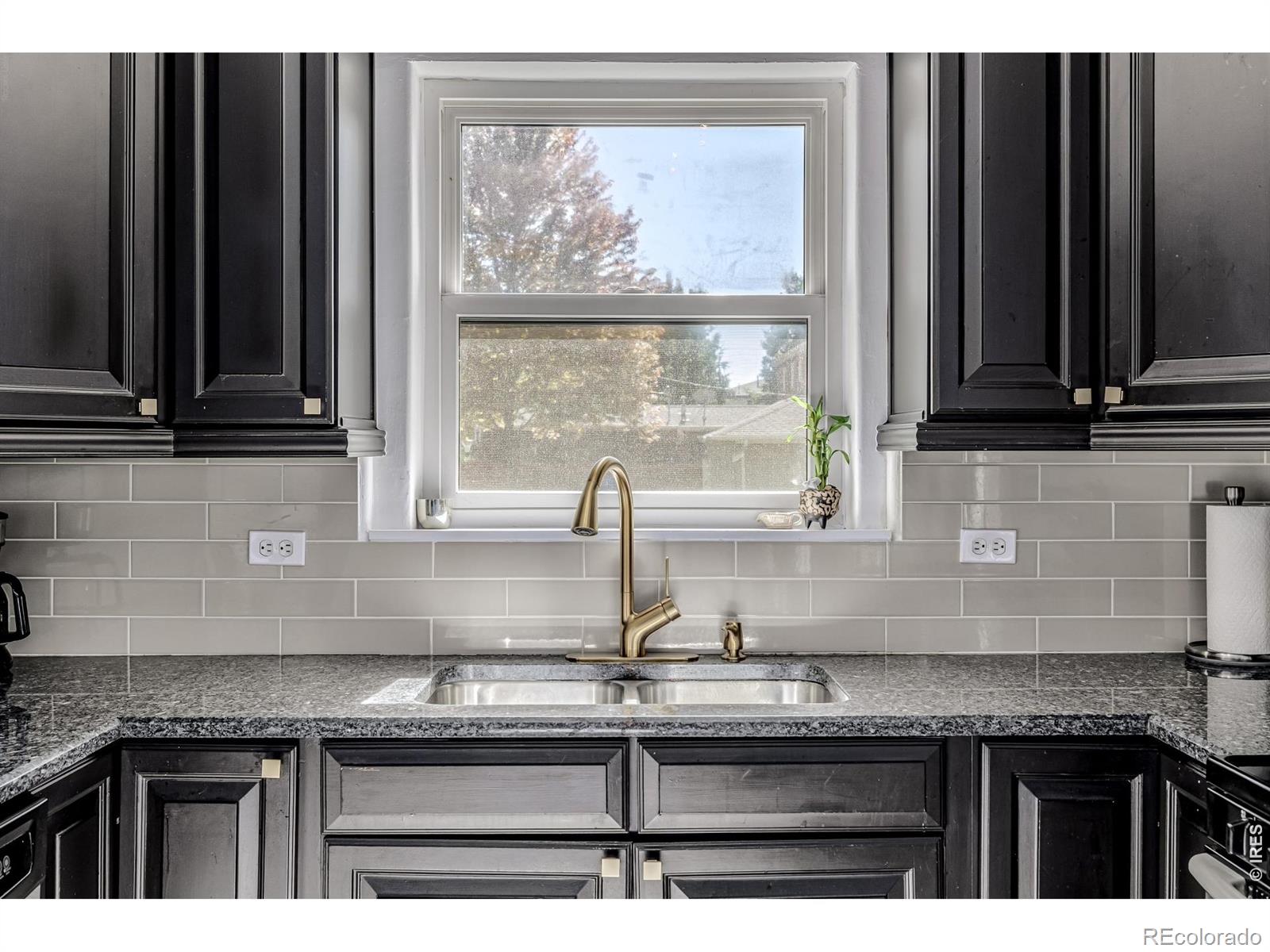 MLS Image #15 for 3015 e mississippi avenue,denver, Colorado
