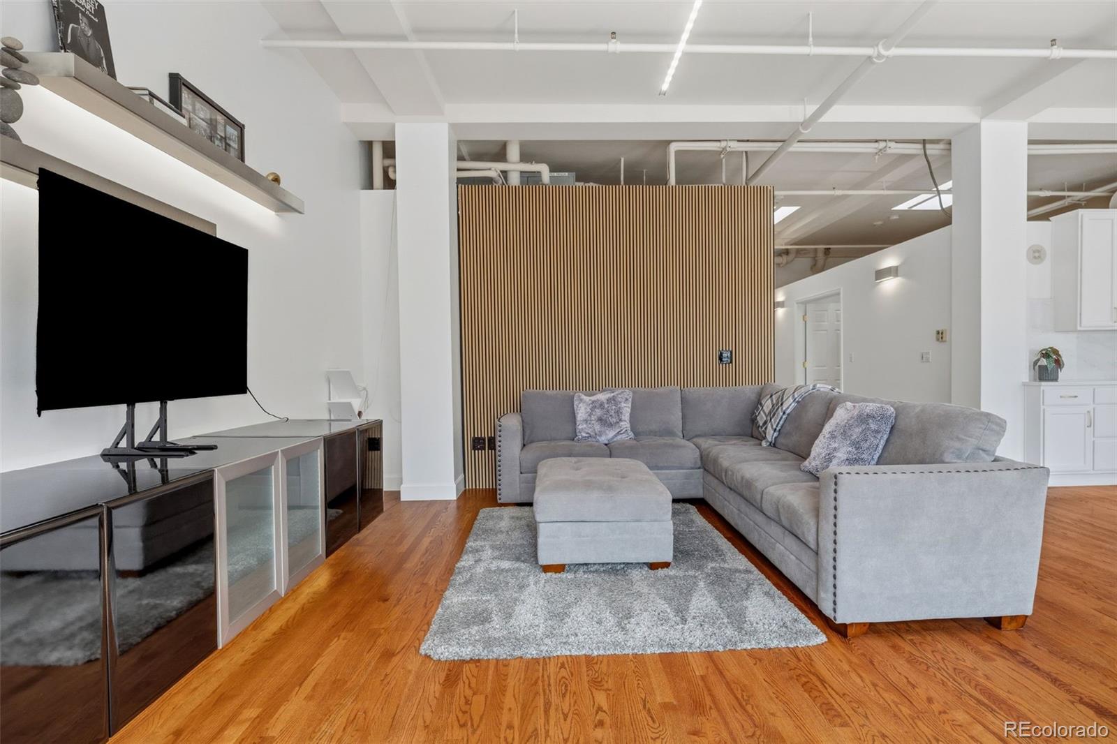 MLS Image #10 for 1555  california street 605,denver, Colorado