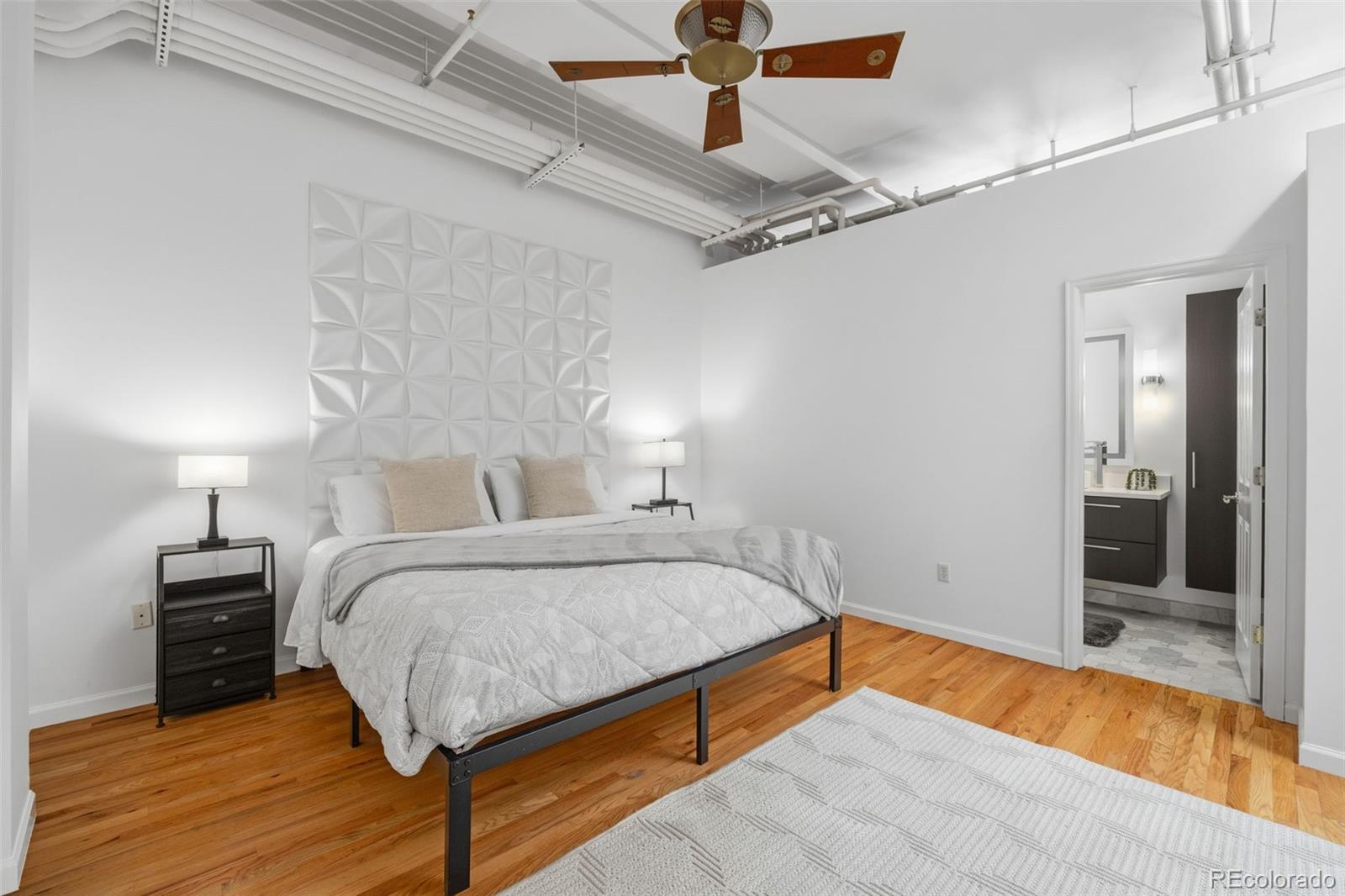 MLS Image #12 for 1555  california street 605,denver, Colorado