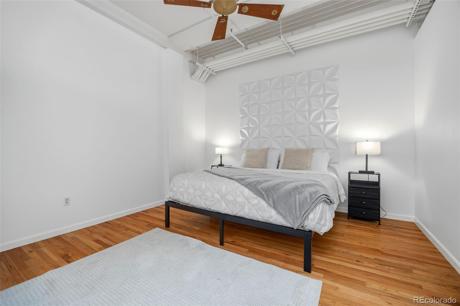 MLS Image #14 for 1555  california street 605,denver, Colorado