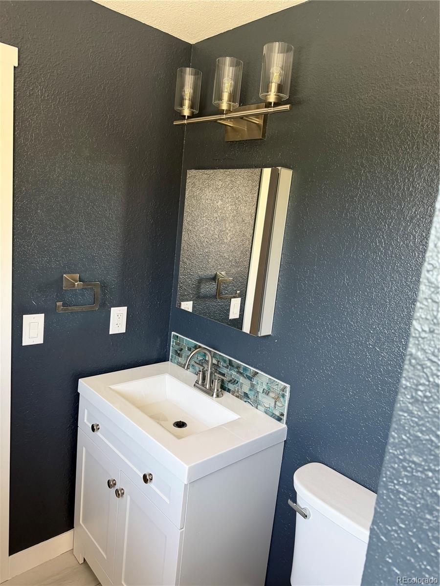 MLS Image #7 for 9457 w arizona avenue,lakewood, Colorado