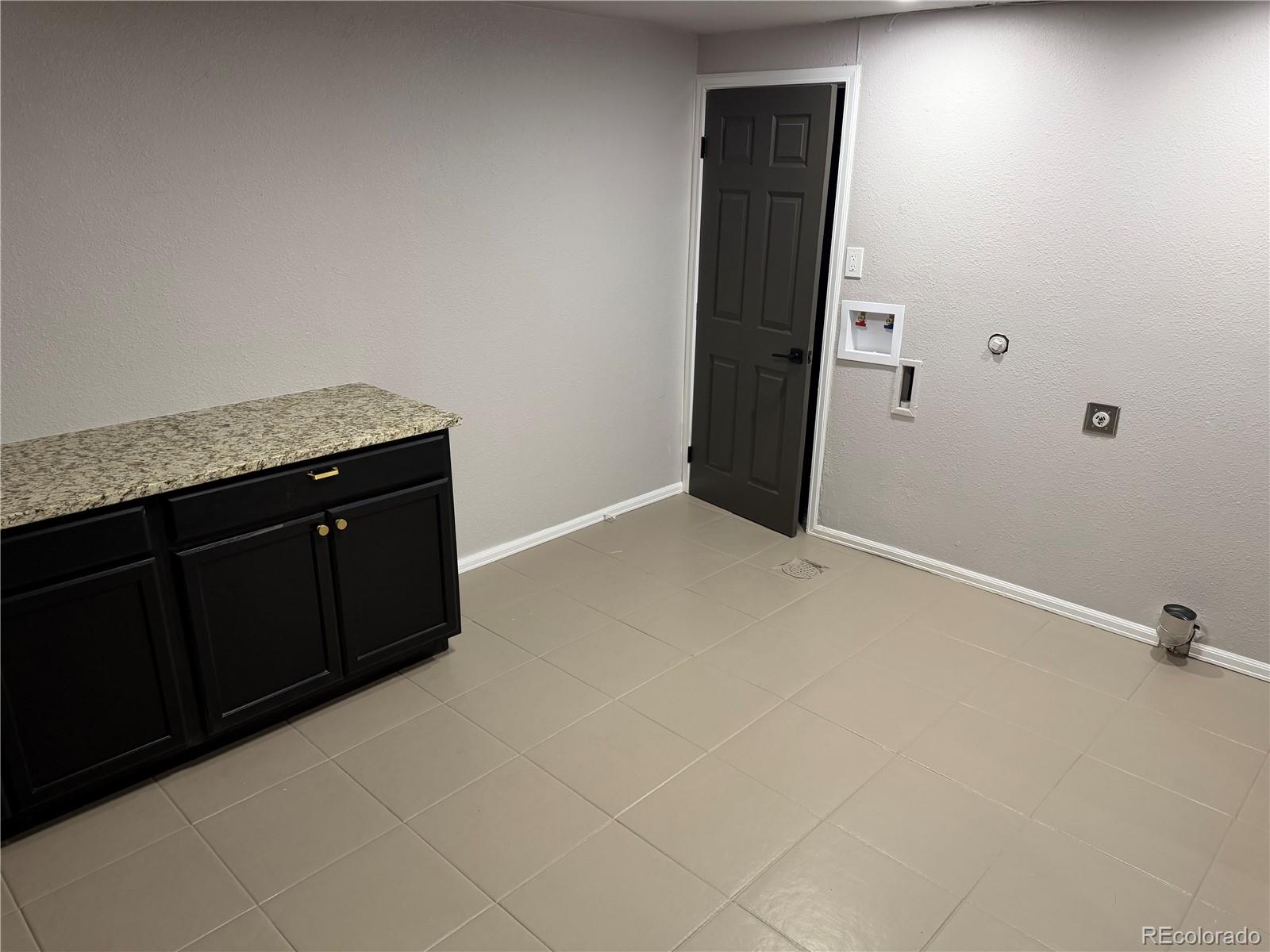 MLS Image #9 for 9457 w arizona avenue,lakewood, Colorado