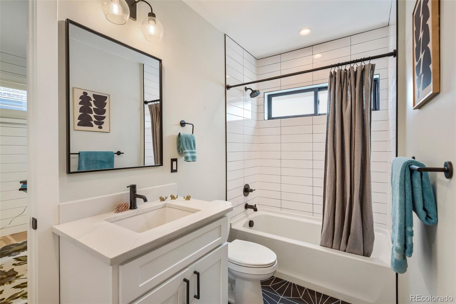 MLS Image #11 for 3246 n speer boulevard,denver, Colorado
