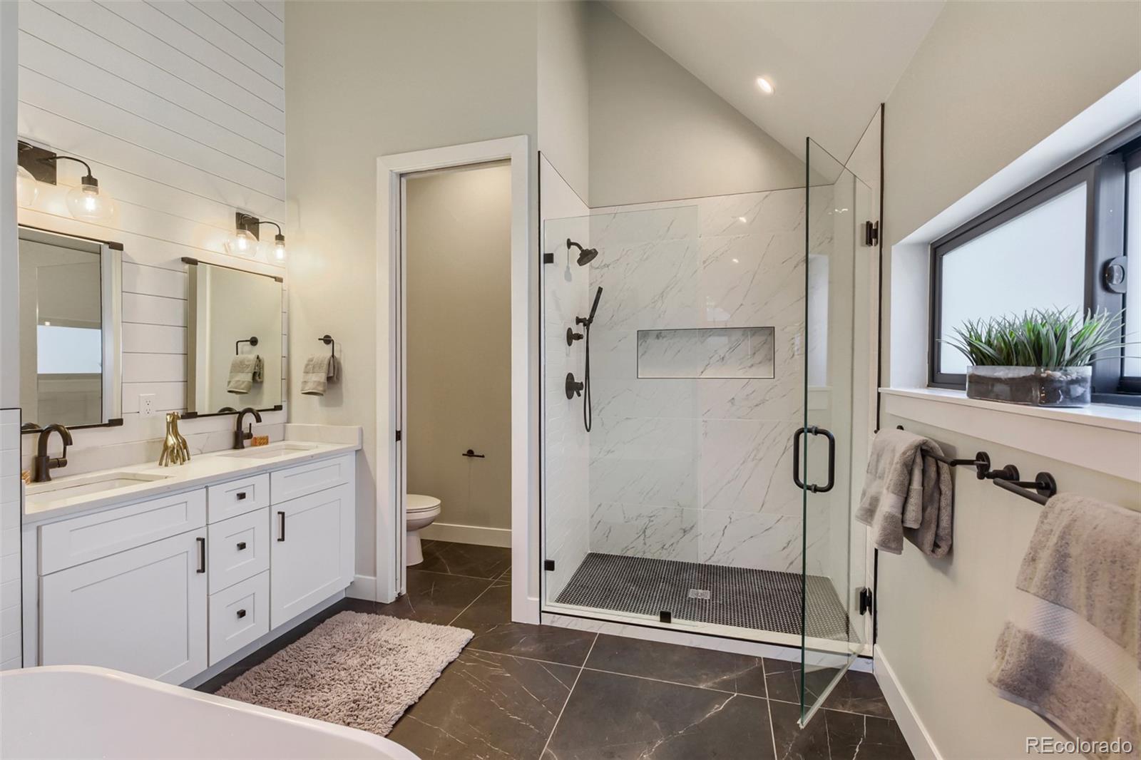 MLS Image #15 for 3246 n speer boulevard,denver, Colorado