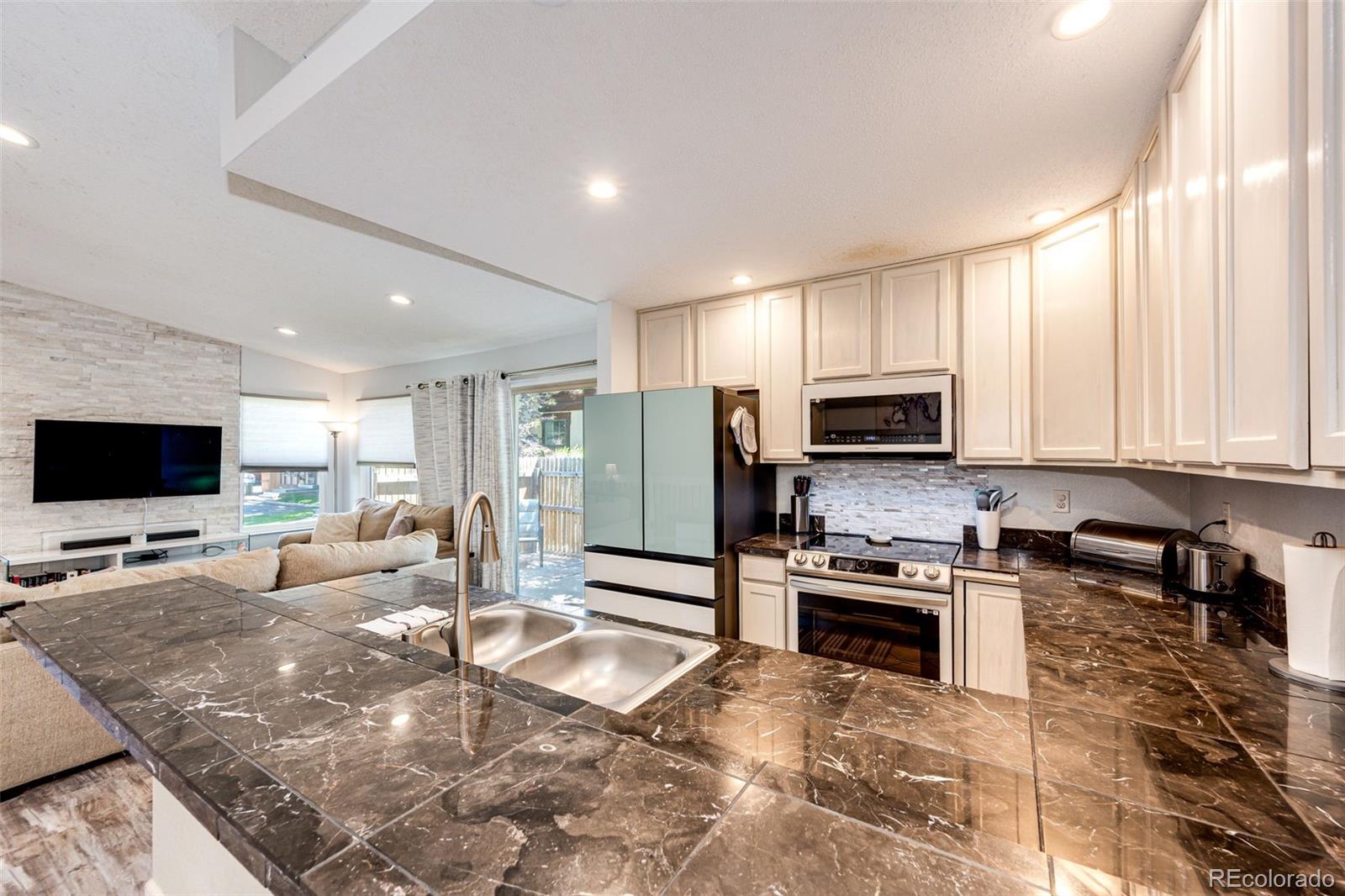 MLS Image #9 for 3808 s evanston street,aurora, Colorado