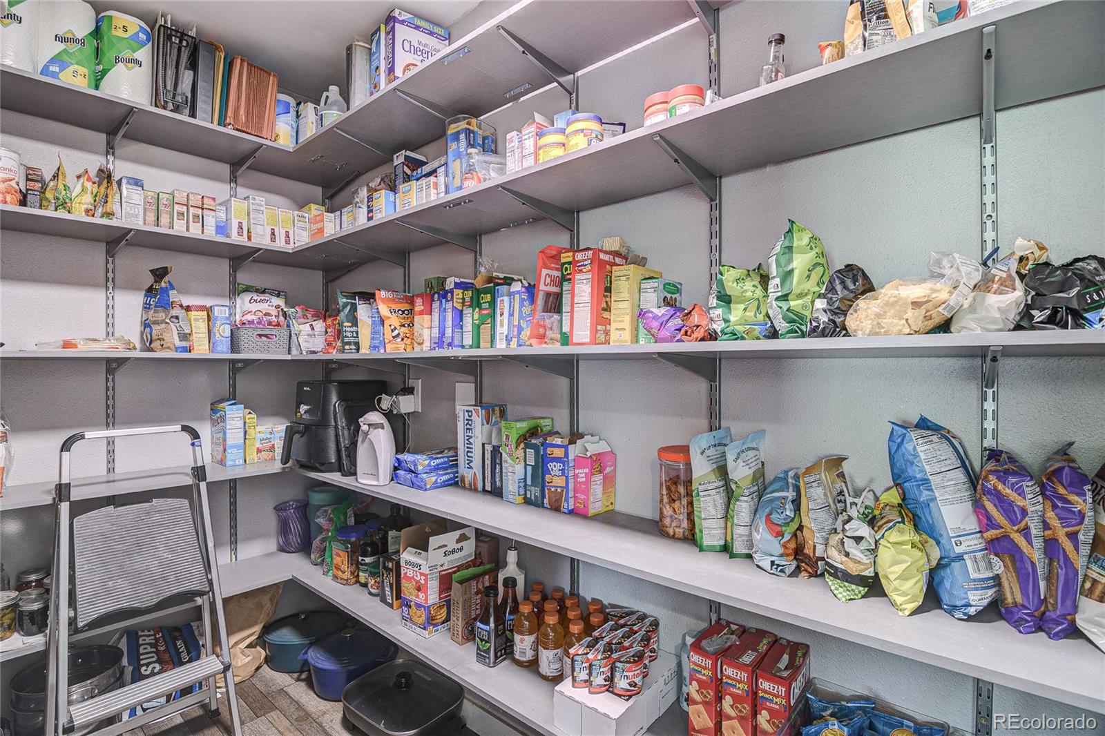MLS Image #11 for 4531  best road,larkspur, Colorado