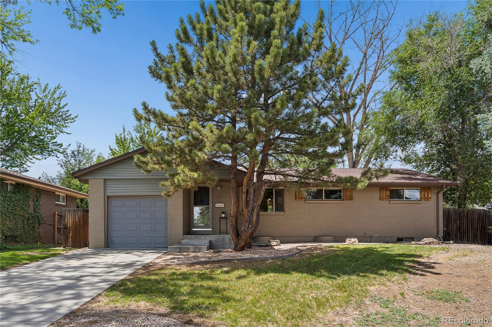 MLS Image #2 for 1521 s carr street,lakewood, Colorado
