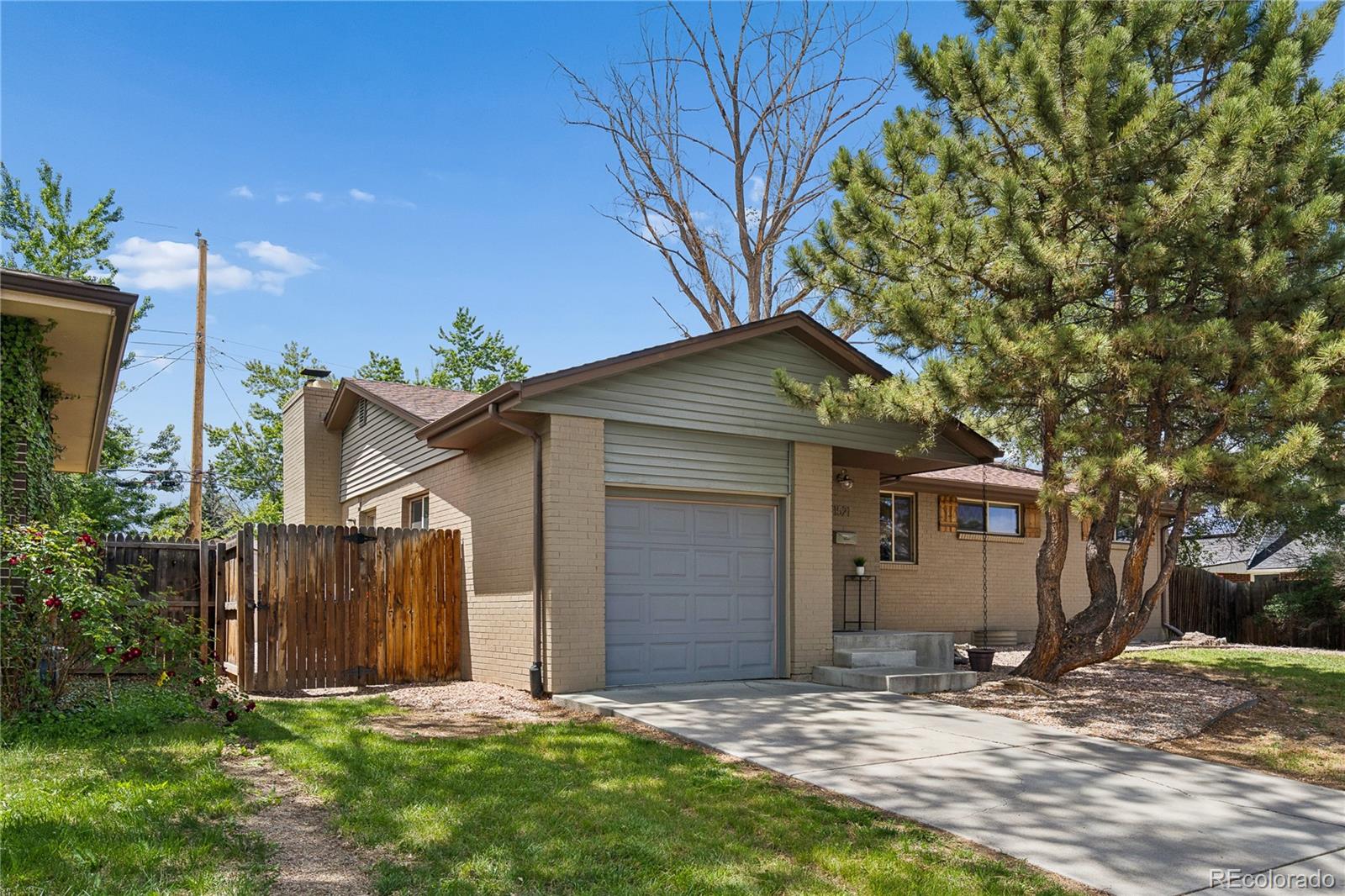 MLS Image #5 for 1521 s carr street,lakewood, Colorado
