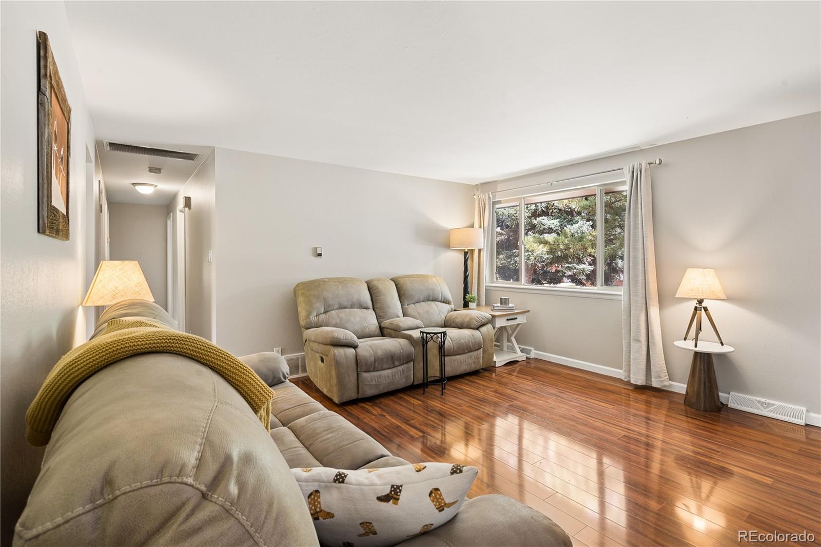MLS Image #9 for 1521 s carr street,lakewood, Colorado
