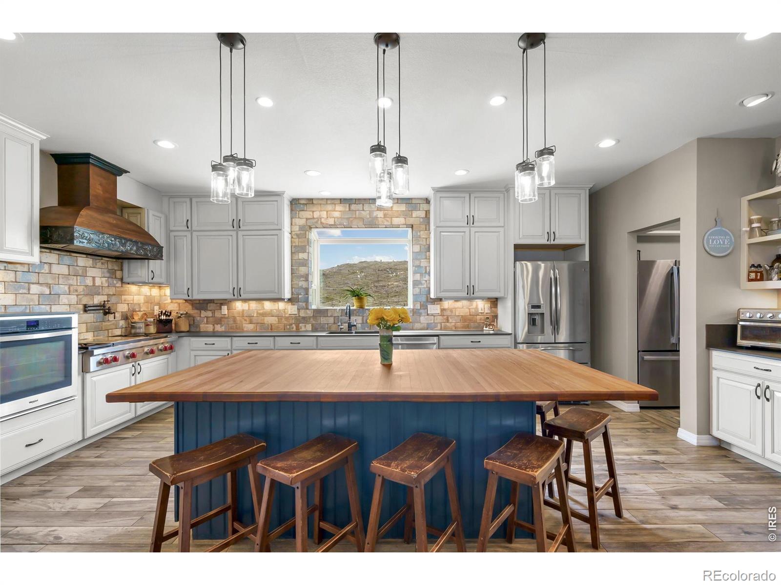 MLS Image #2 for 2051  stove prairie road,bellvue, Colorado