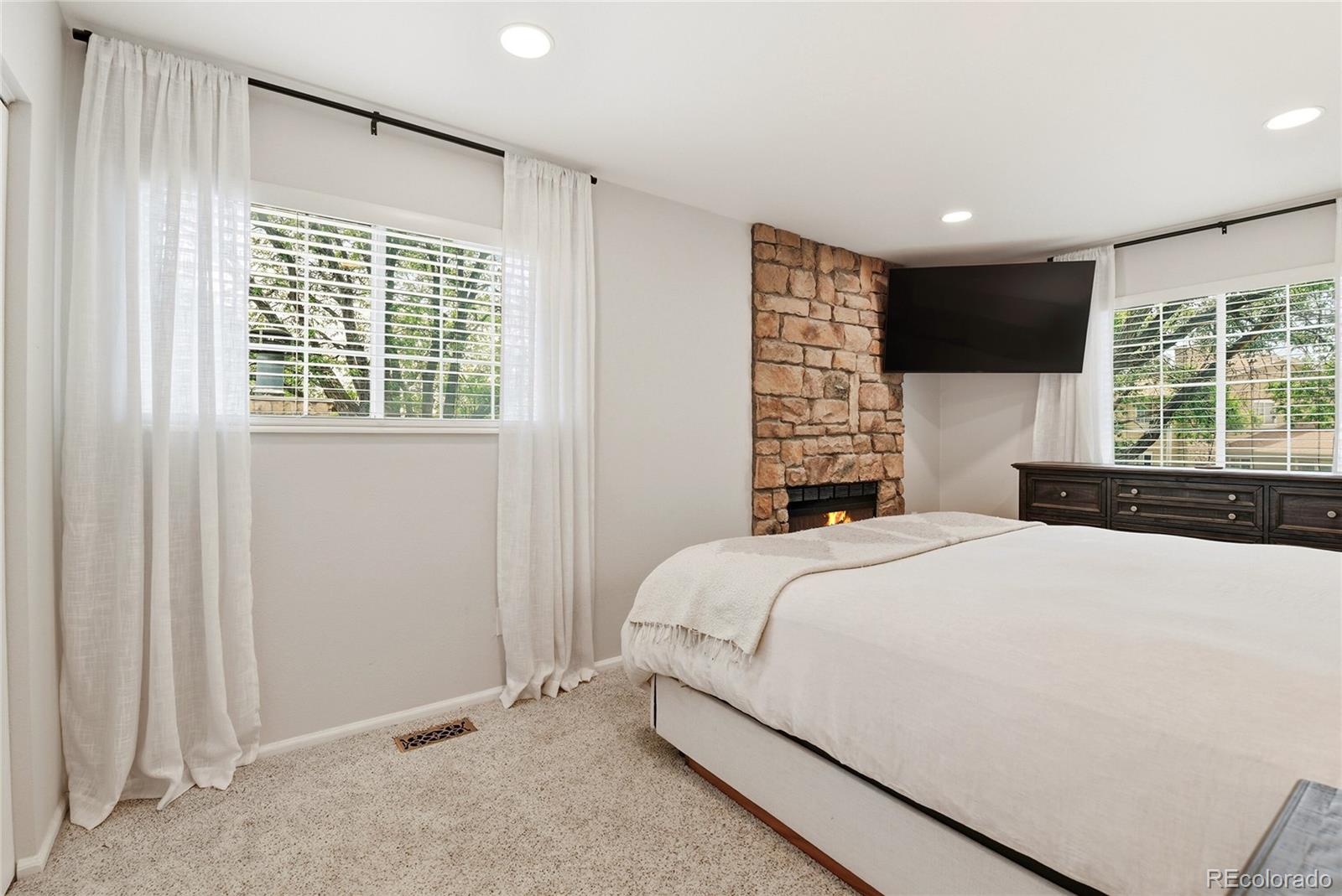 MLS Image #19 for 8464  everett way,arvada, Colorado