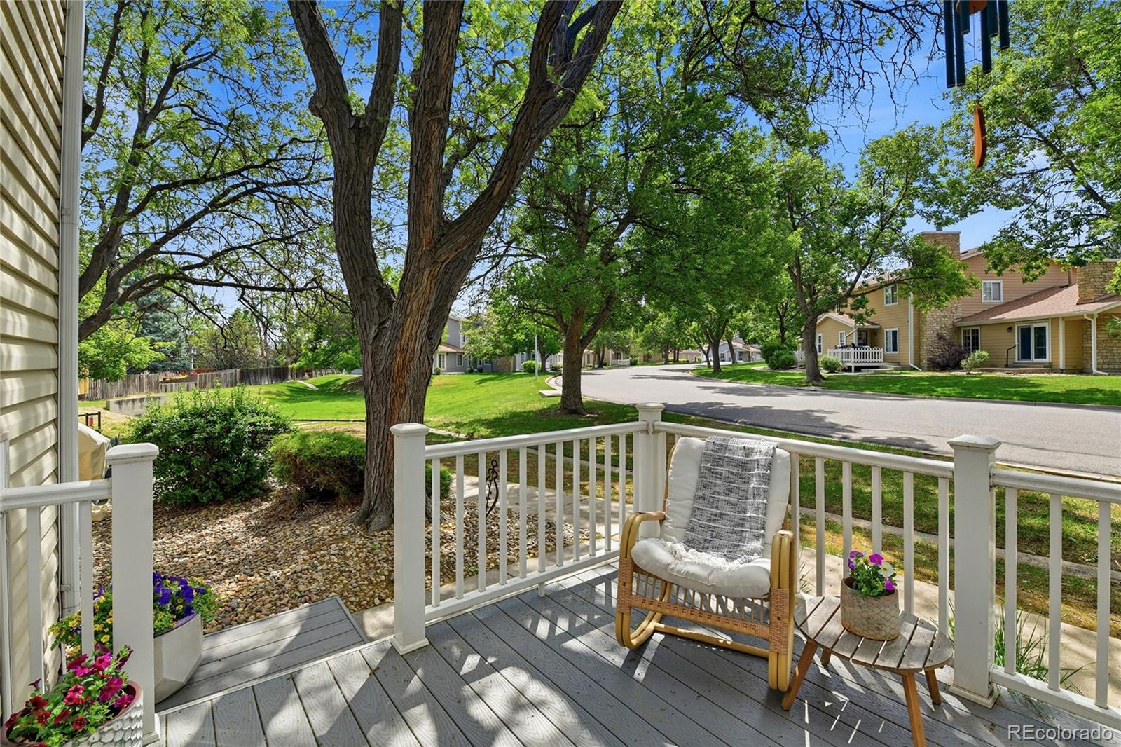 MLS Image #2 for 8464  everett way,arvada, Colorado