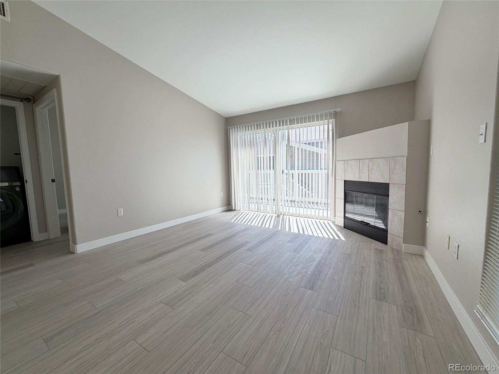 MLS Image #6 for 8365  pebble creek way 201,highlands ranch, Colorado