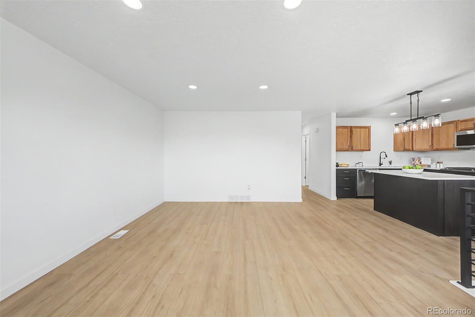 MLS Image #5 for 2211  aspen avenue,greeley, Colorado