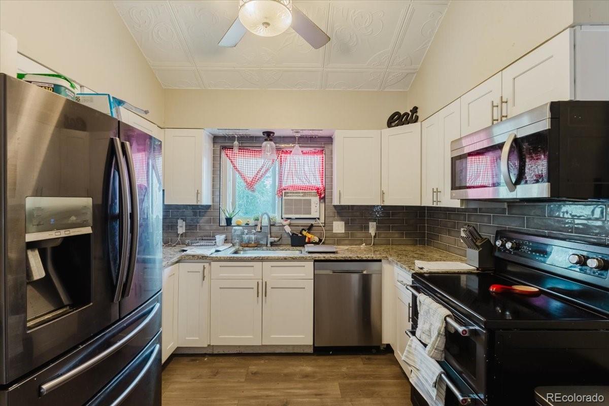 MLS Image #3 for 923 s ouray street,aurora, Colorado