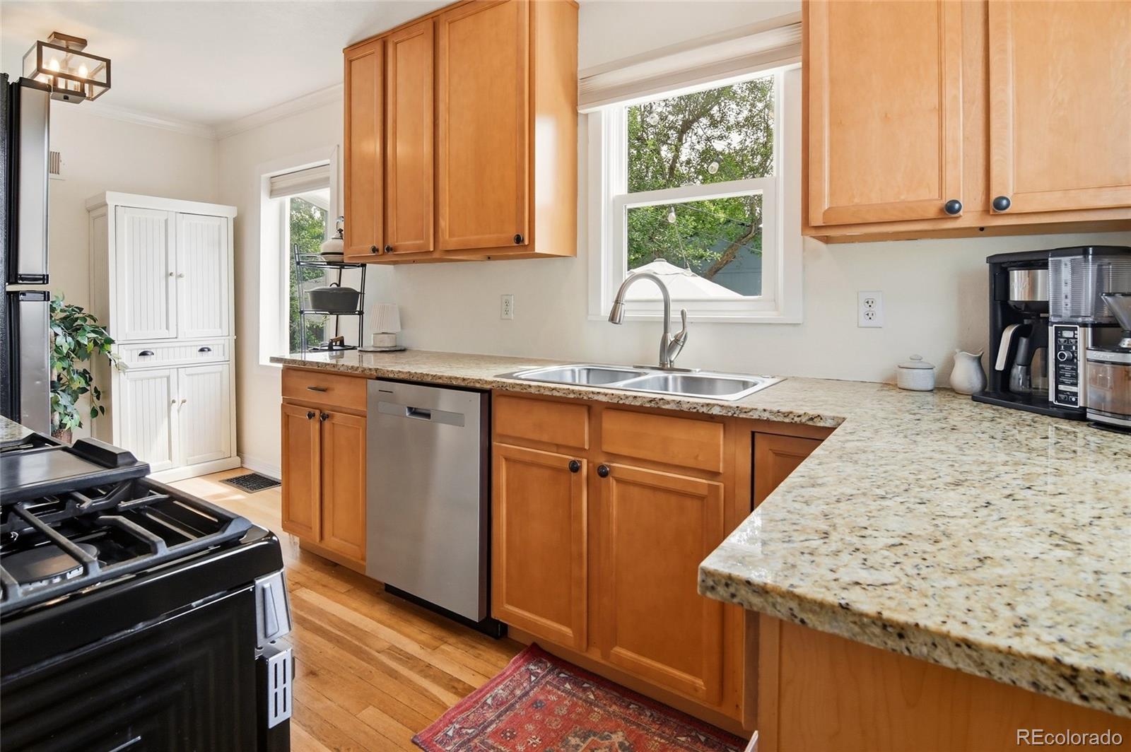 MLS Image #8 for 4524 s sherman street,englewood, Colorado