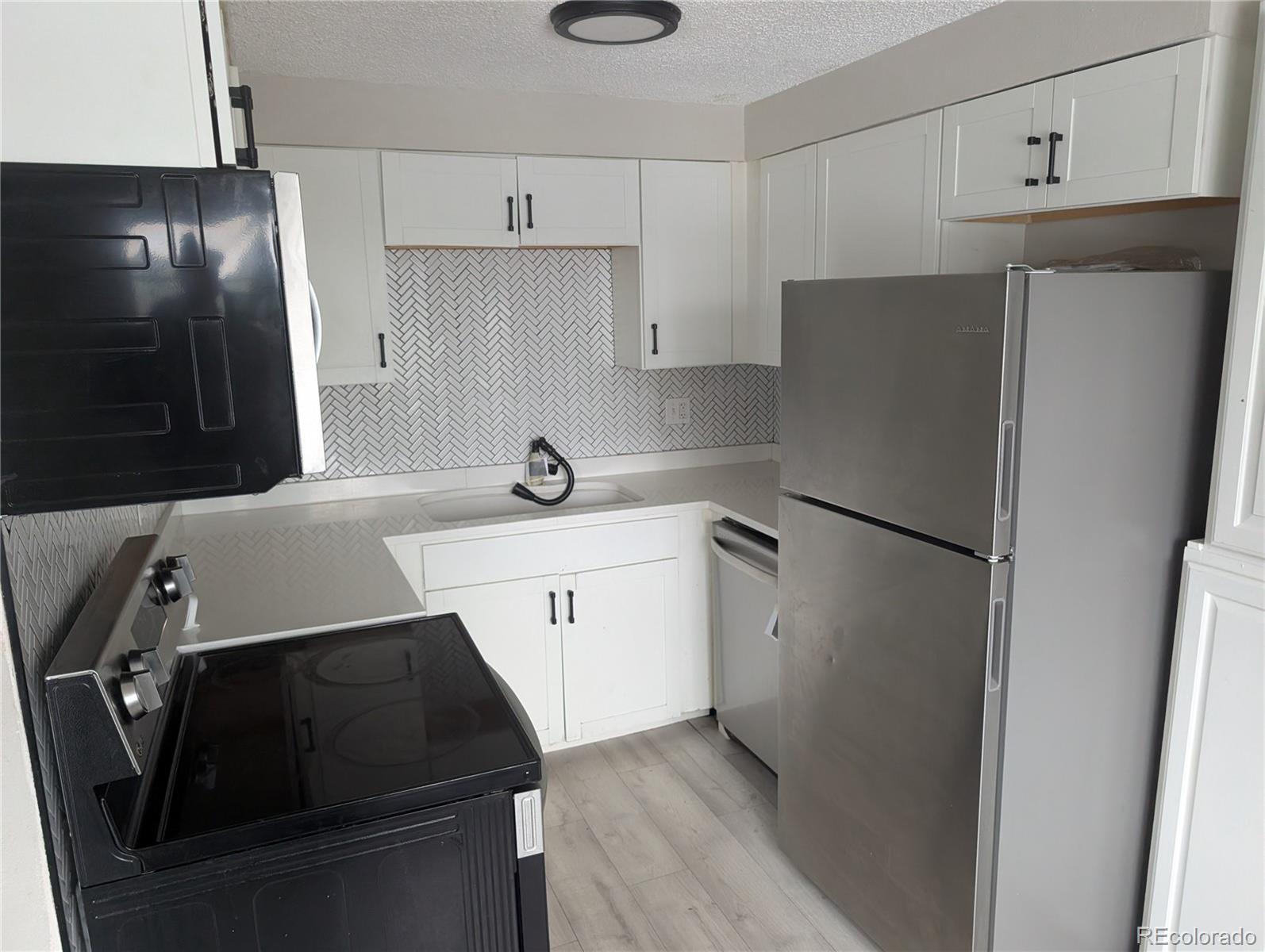 MLS Image #5 for 14005 e utah circle 3,aurora, Colorado