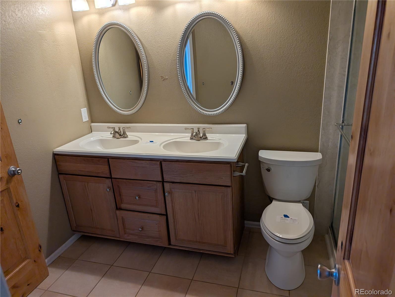 MLS Image #6 for 12093 e hoye drive ,aurora, Colorado