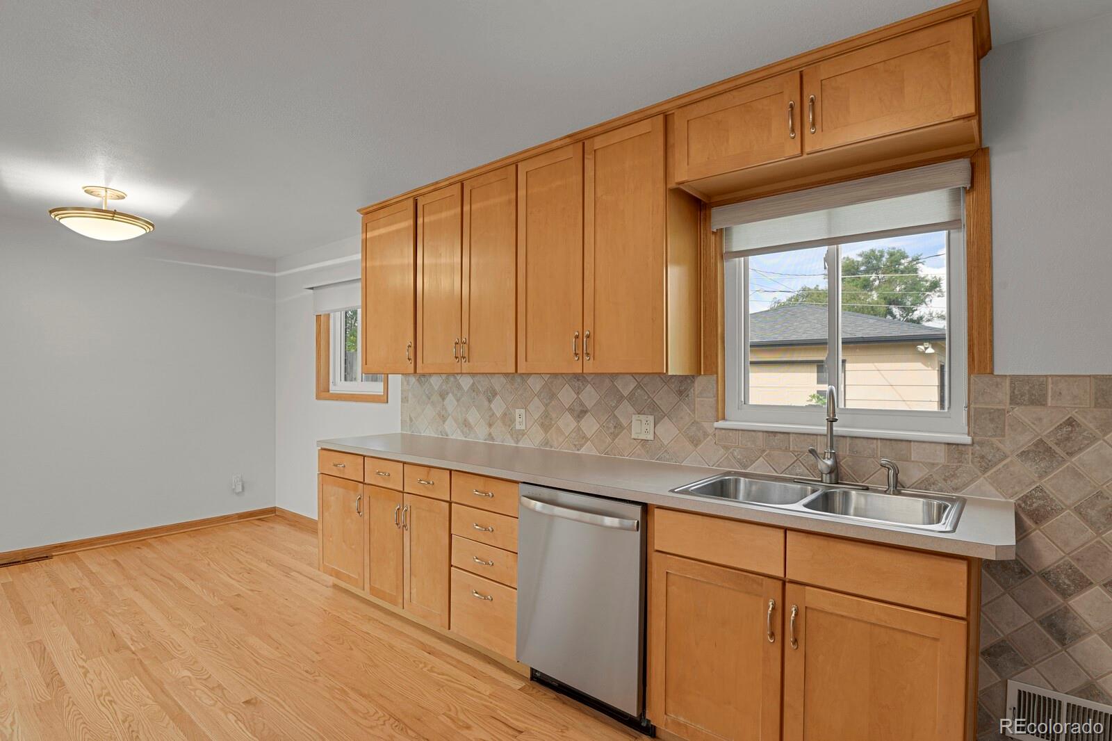 MLS Image #10 for 10479  williams street,northglenn, Colorado