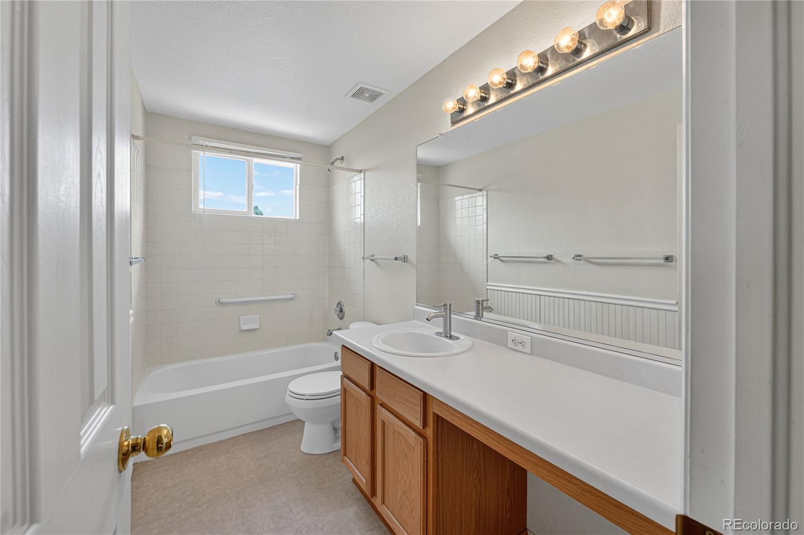 MLS Image #22 for 5414  oak street,arvada, Colorado