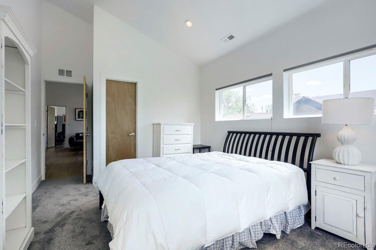 MLS Image #15 for 2368 n glencoe street,denver, Colorado