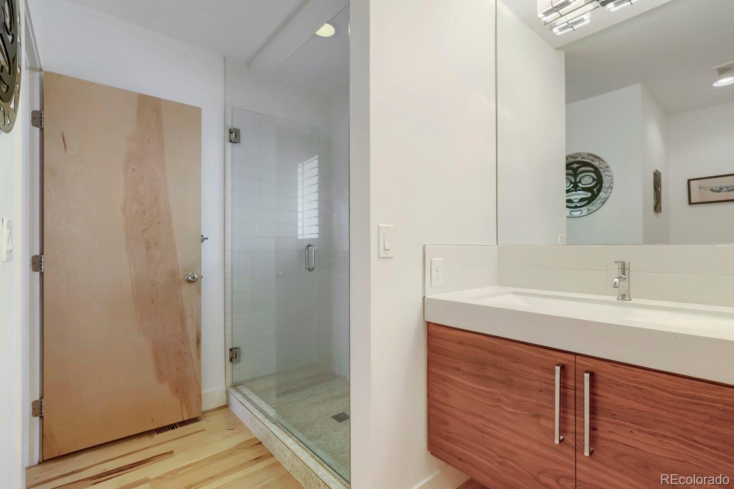 MLS Image #20 for 2368 n glencoe street,denver, Colorado