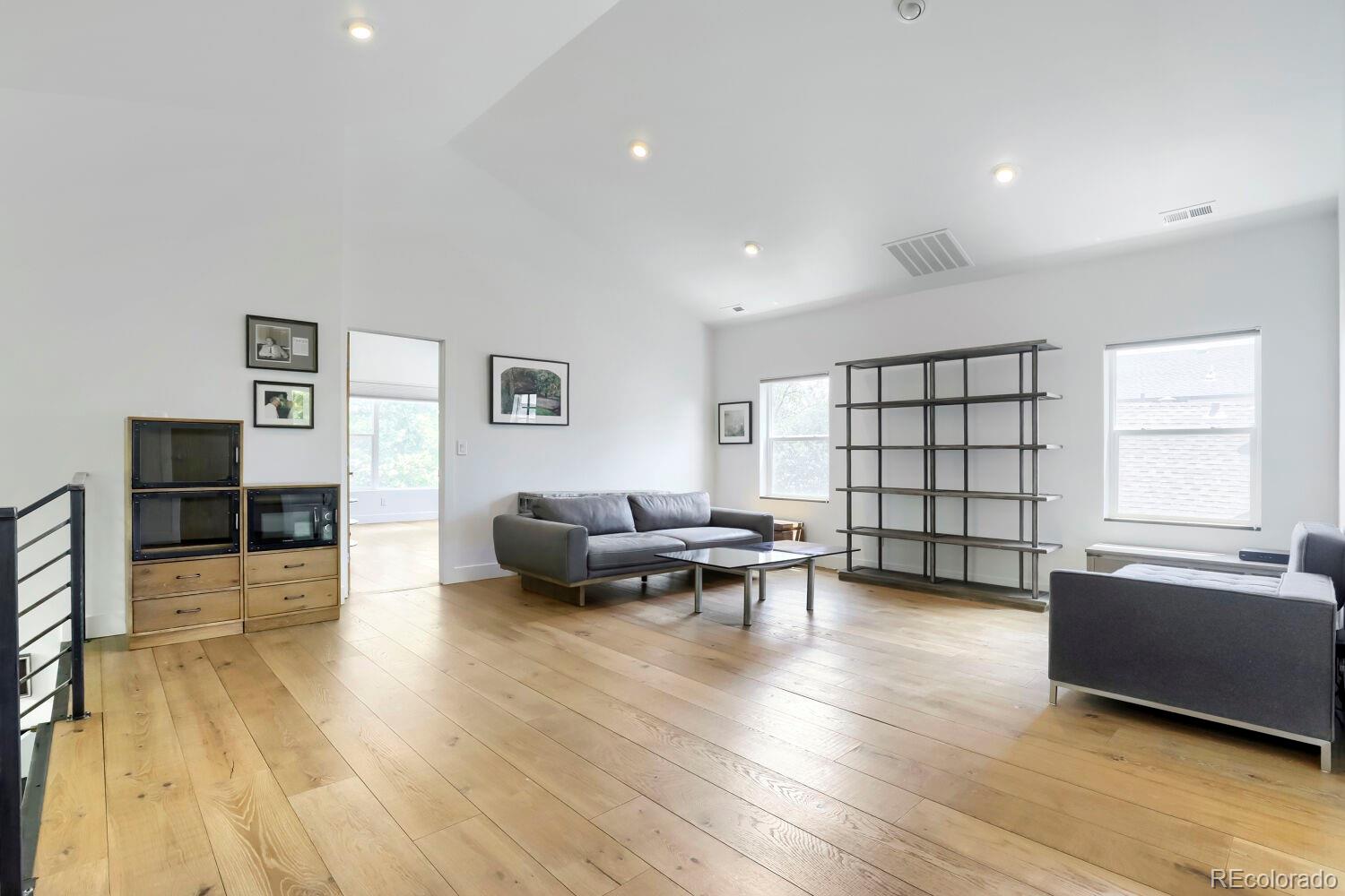 MLS Image #5 for 2368 n glencoe street,denver, Colorado