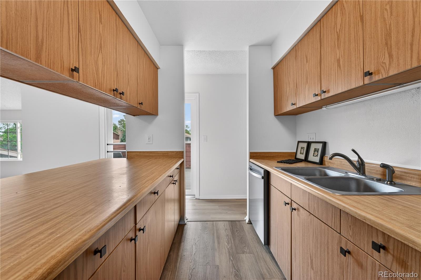 MLS Image #19 for 8417  everett way,arvada, Colorado