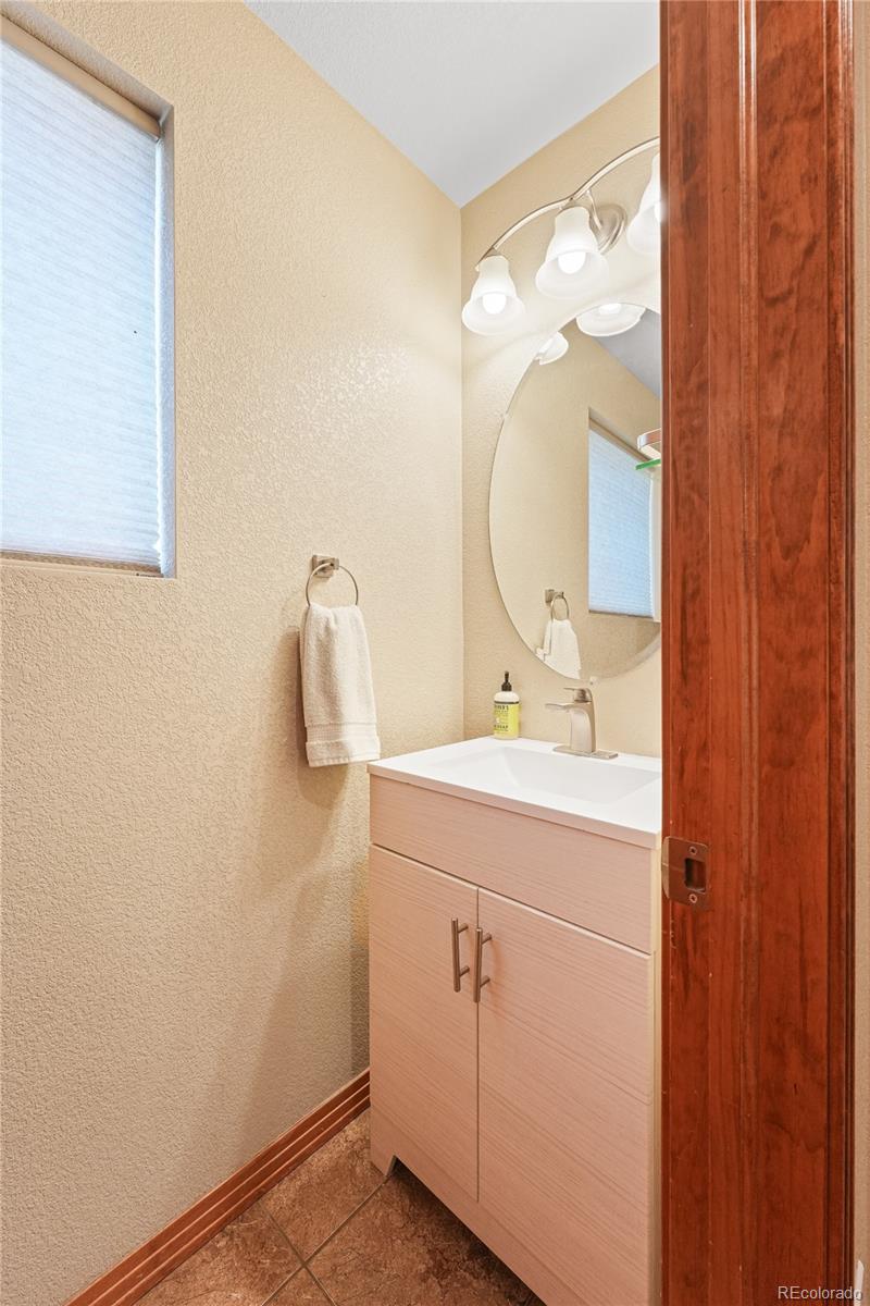 MLS Image #10 for 14241  waterside lane,broomfield, Colorado
