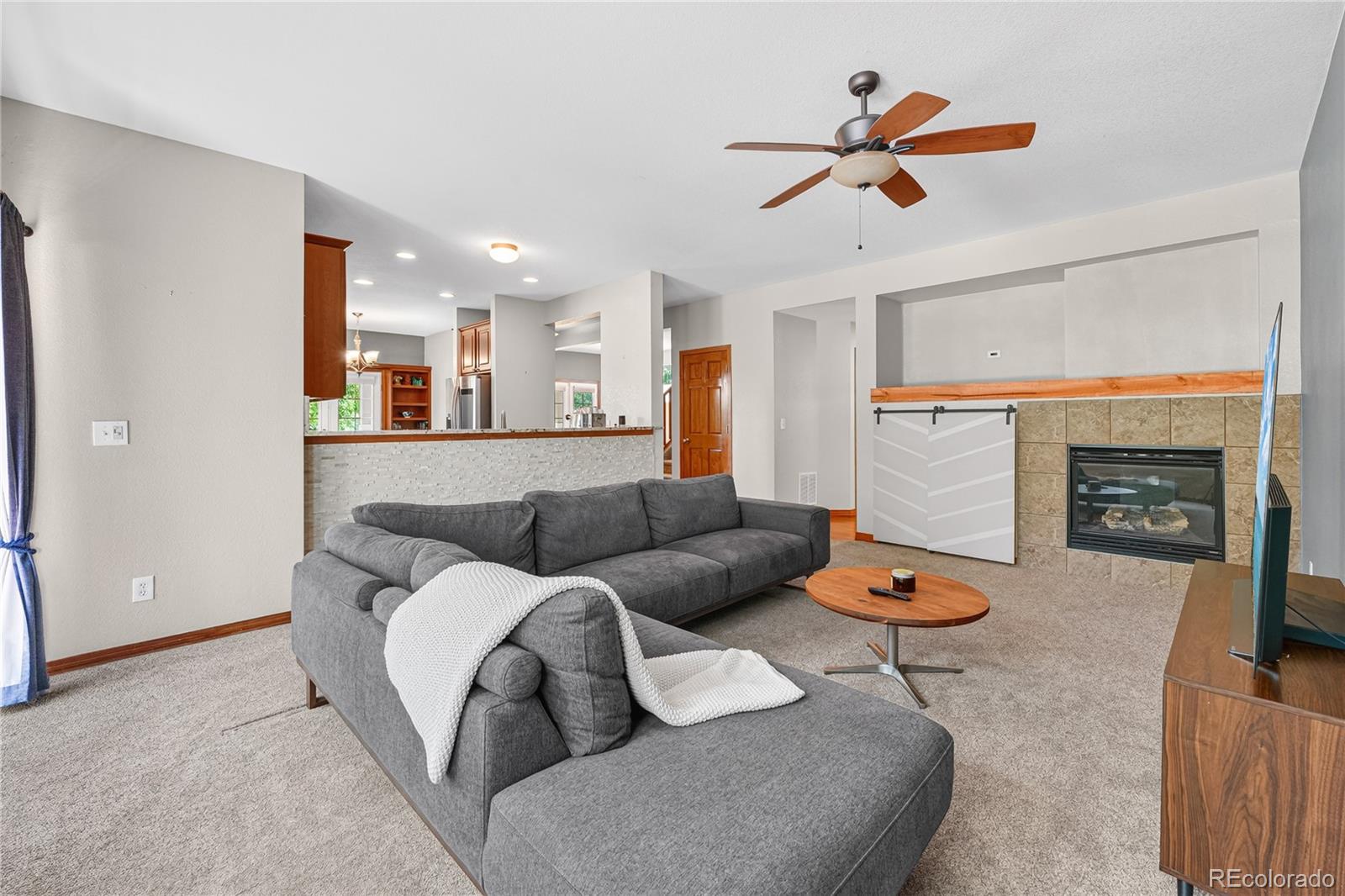 MLS Image #3 for 14241  waterside lane,broomfield, Colorado