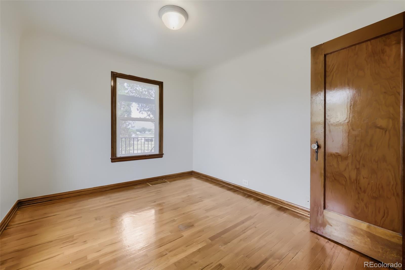 MLS Image #11 for 4907  sherman street,denver, Colorado