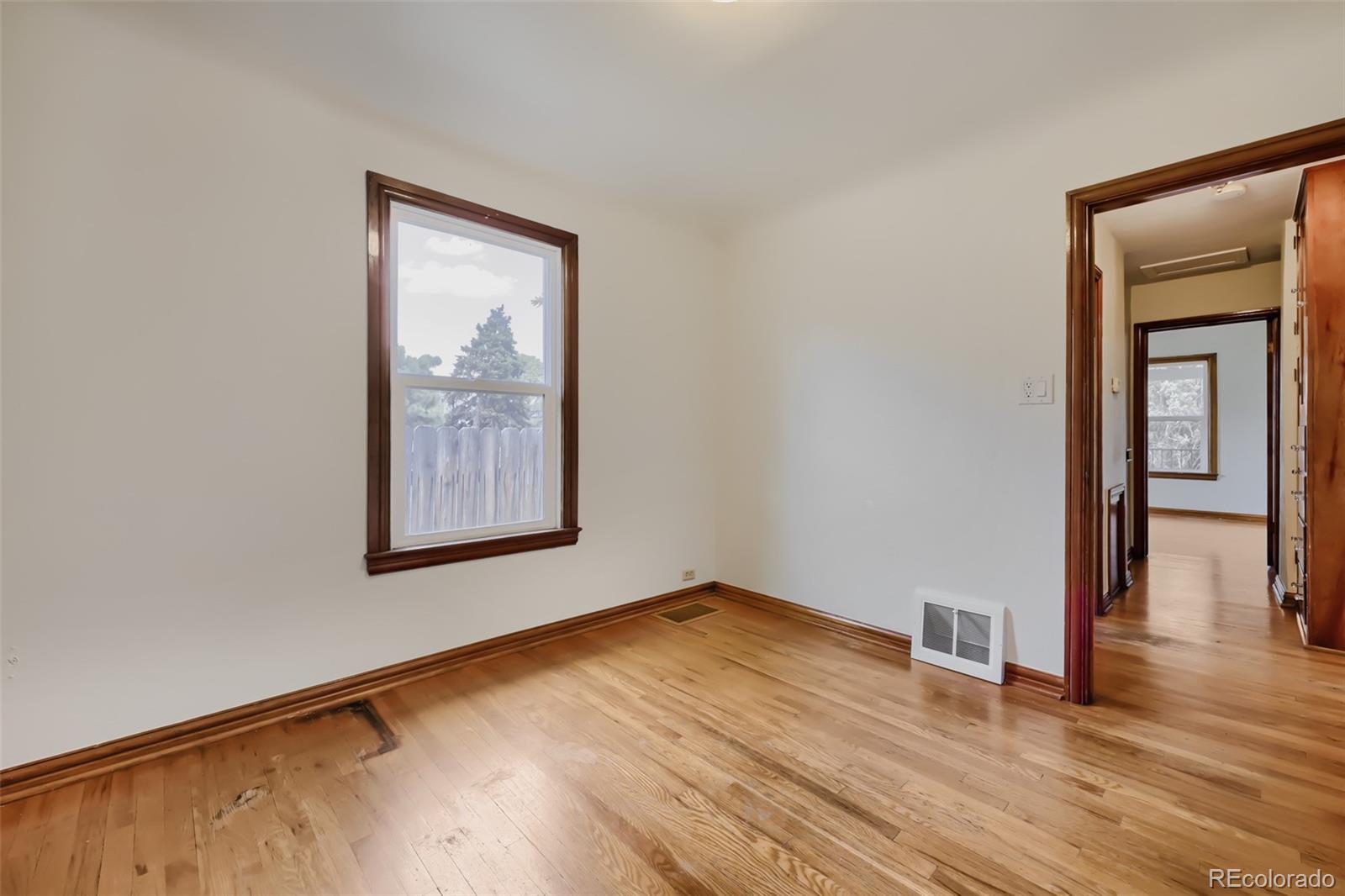 MLS Image #13 for 4907  sherman street,denver, Colorado