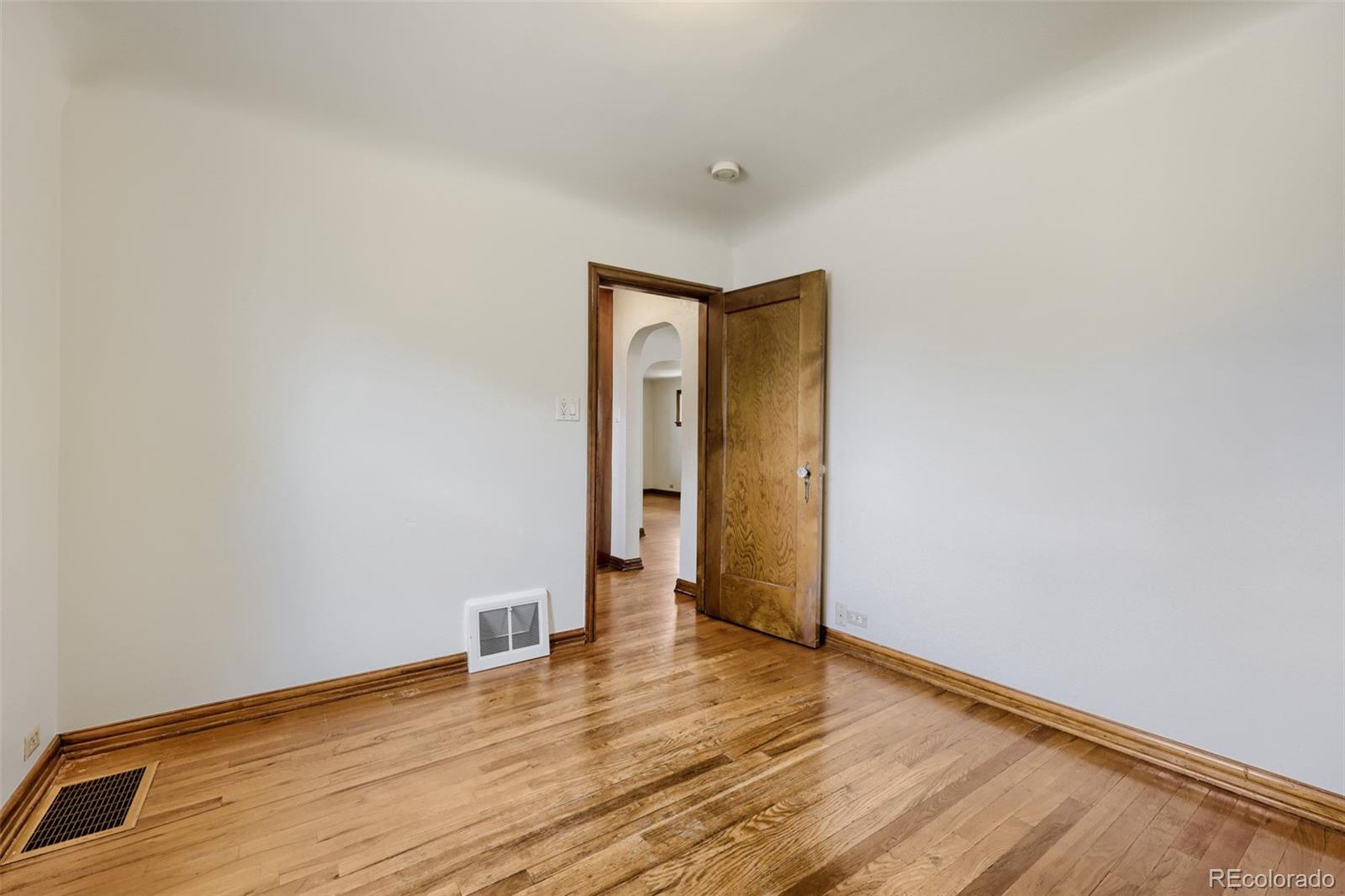 MLS Image #14 for 4907  sherman street,denver, Colorado
