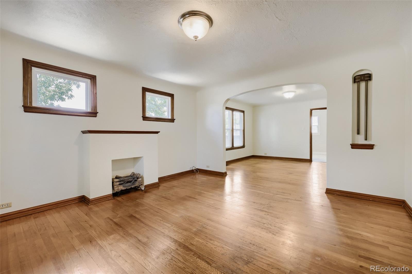 MLS Image #2 for 4907  sherman street,denver, Colorado
