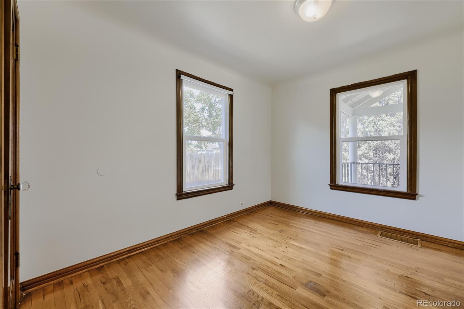 MLS Image #4 for 4907  sherman street,denver, Colorado