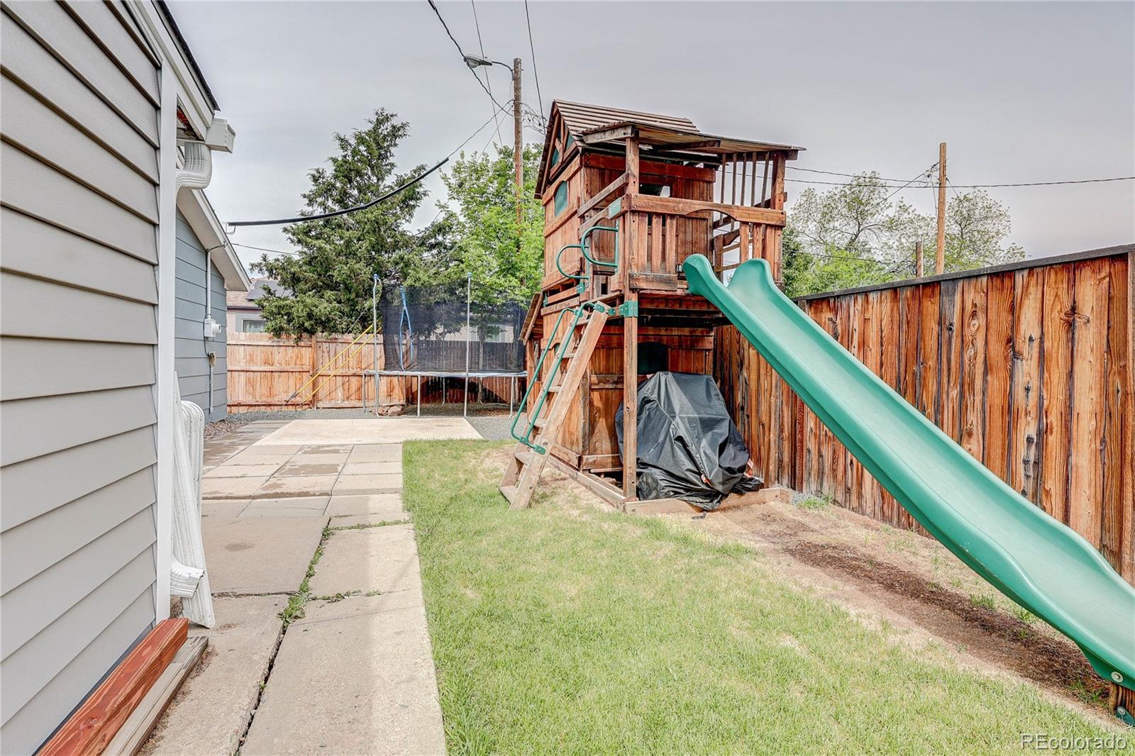 MLS Image #14 for 705  newark street,aurora, Colorado