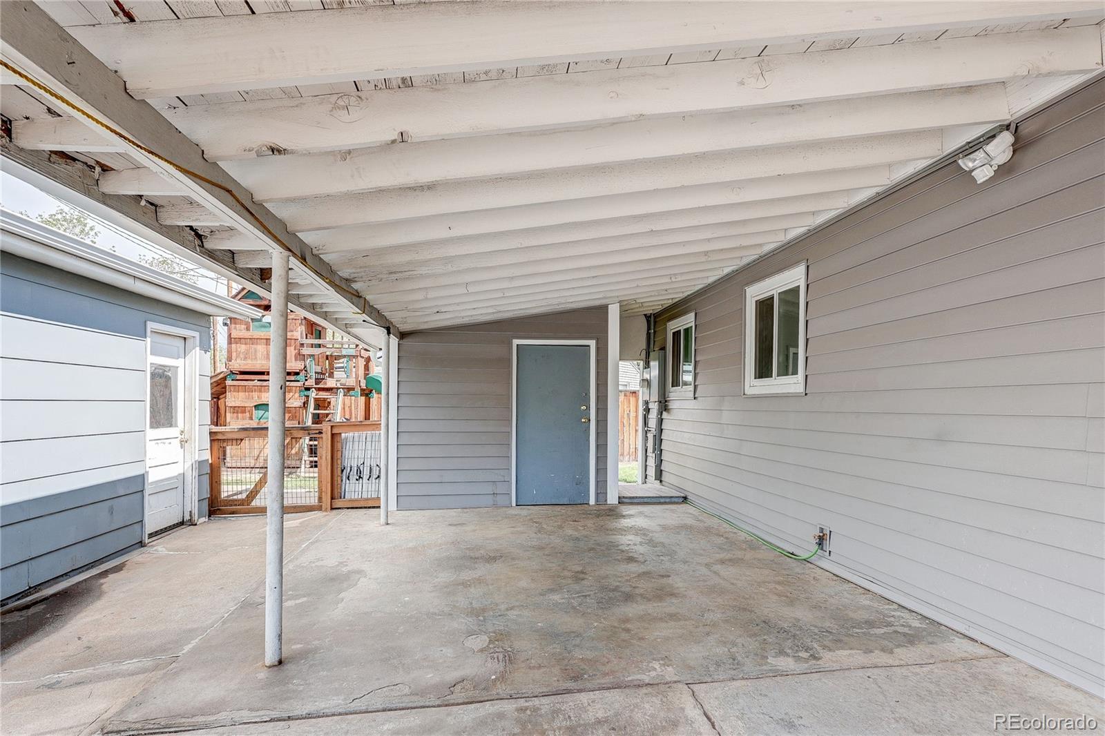 MLS Image #16 for 705  newark street,aurora, Colorado