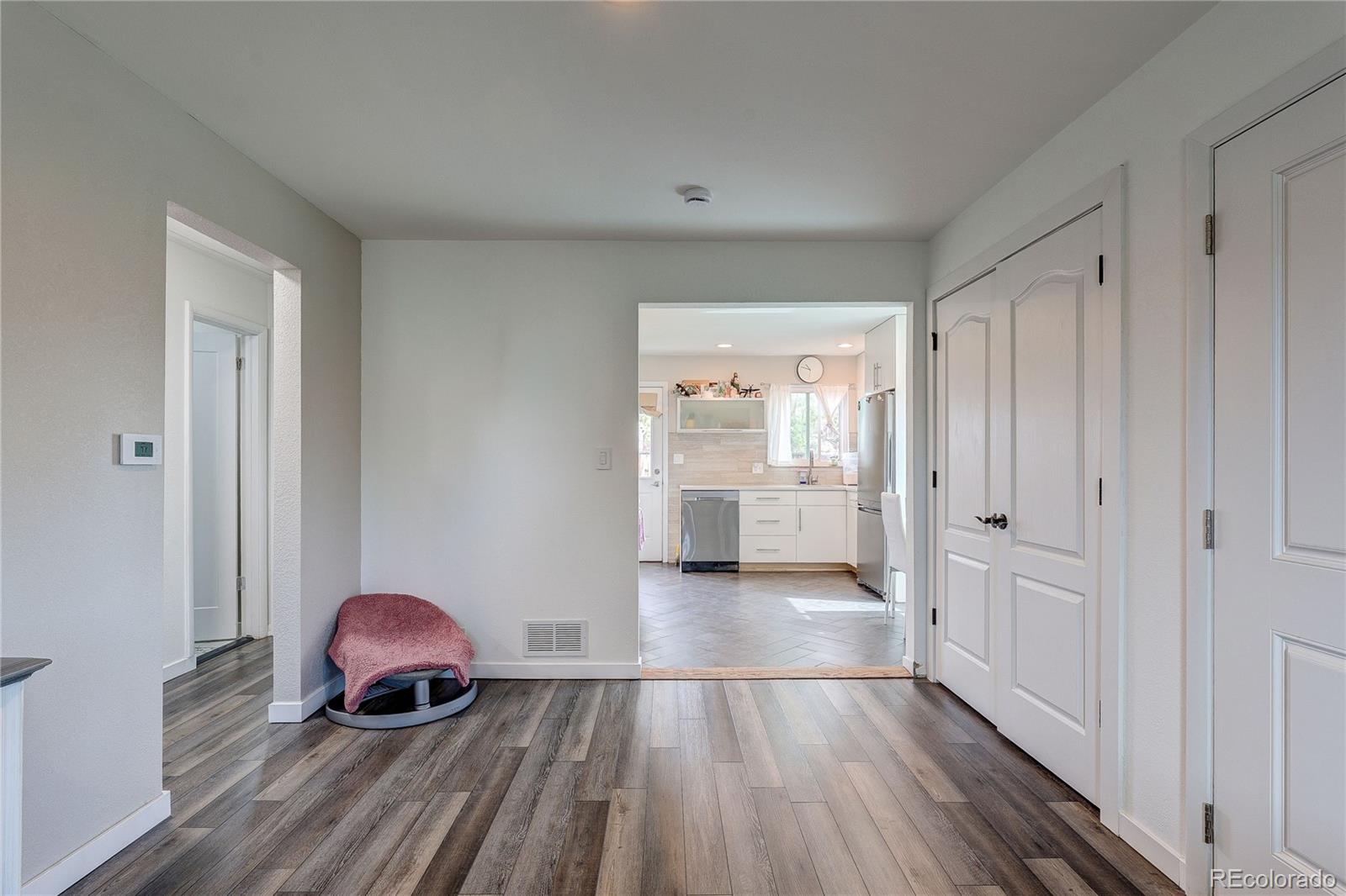 MLS Image #3 for 705  newark street,aurora, Colorado
